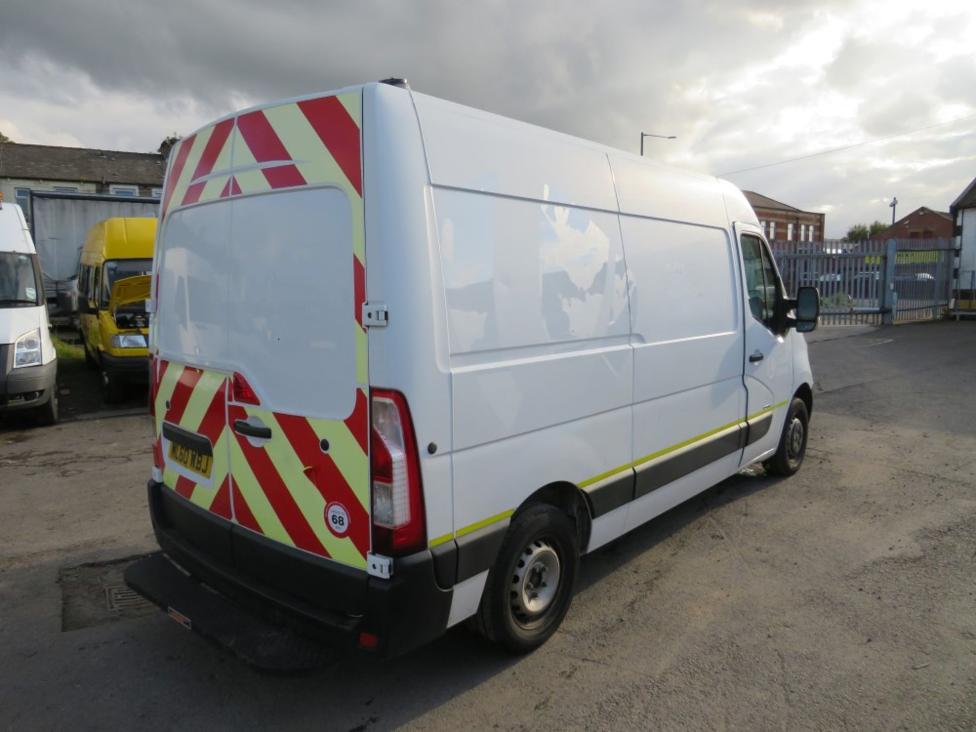 60 reg VAUXHALL MOVANO F3500 L2H2 CDTI 100 (DIRECT UNITED UTILITIES WATER) 1ST REG 10/10, TEST 08/ - Image 4 of 5