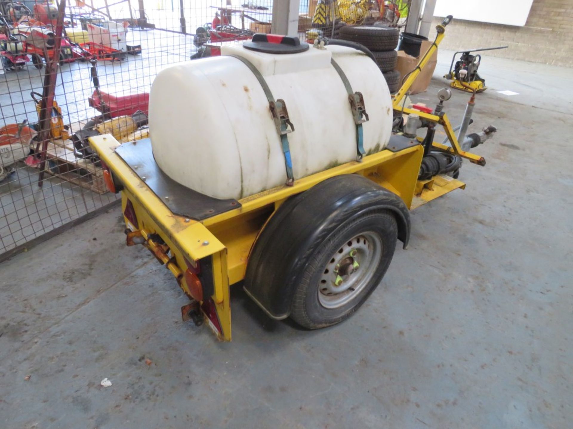 HONDA POWERED SPRAYER (DIRECT COUNCIL) [+ VAT] - Image 2 of 2