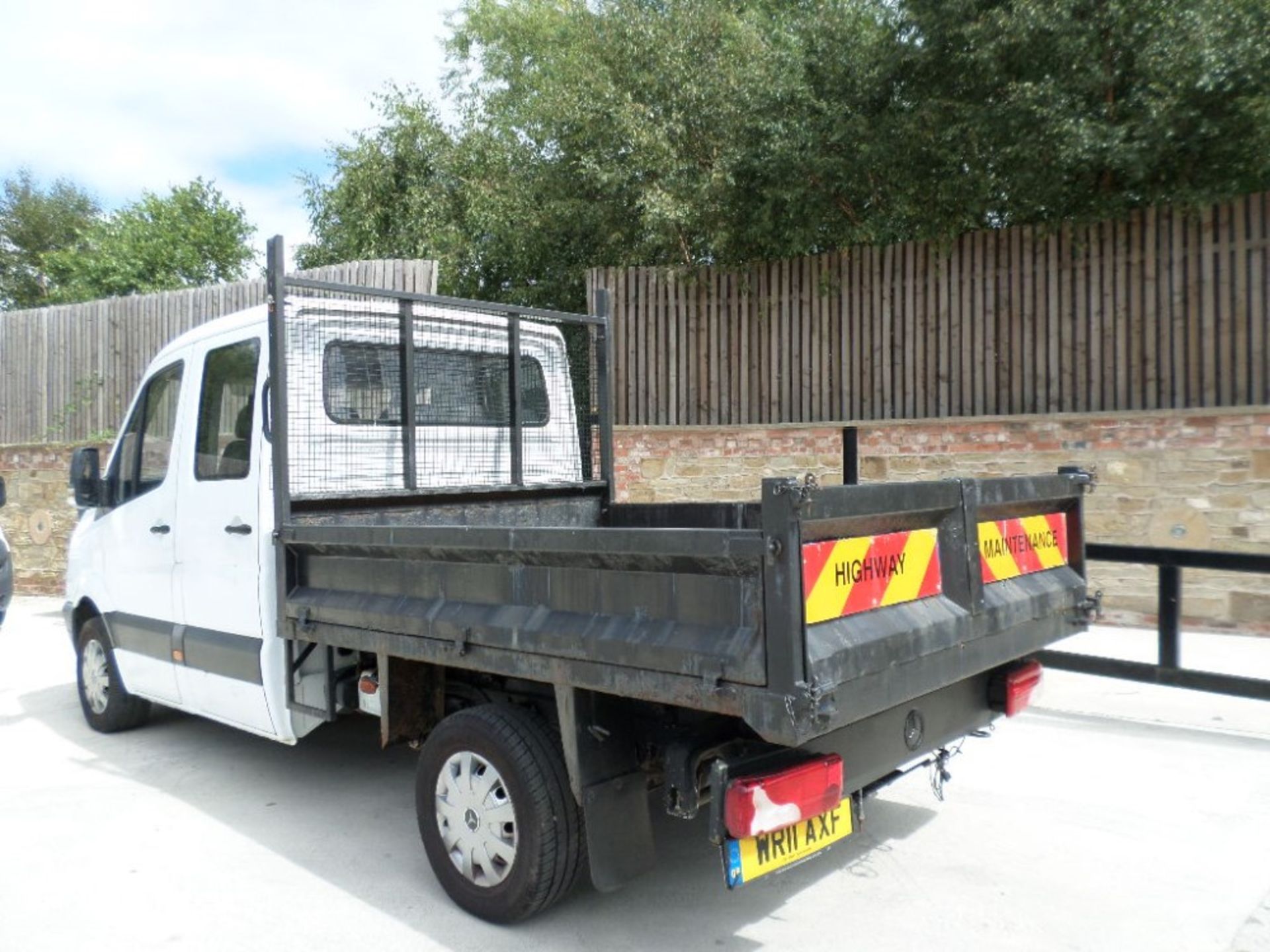 11 reg MERCEDES SPRINTER 313 CDI D/CAB TIPPER (LOCATION SHEFFIELD) 1ST REG 05/11, 67838M, V5 HERE, 1 - Image 8 of 8