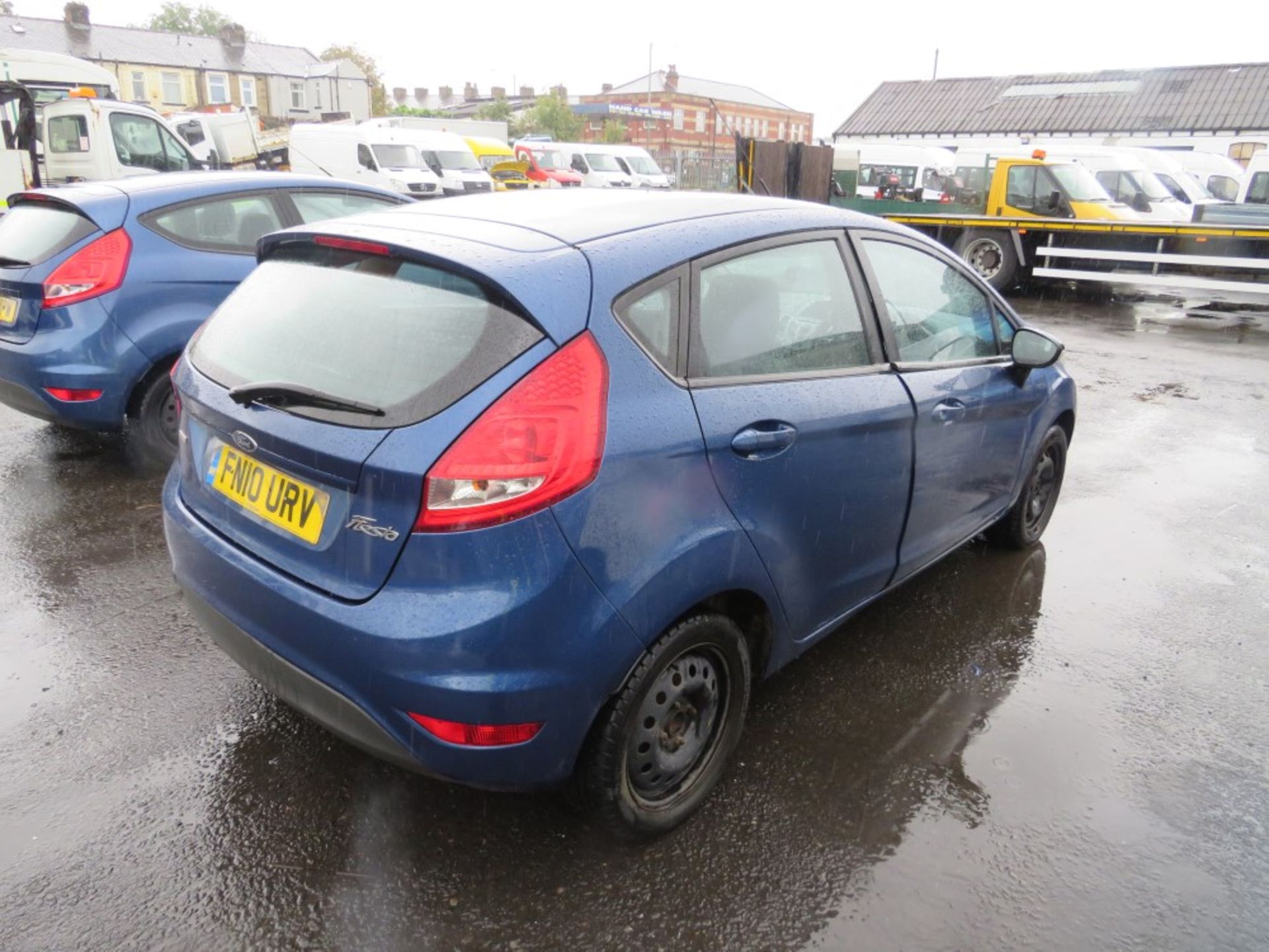 10 reg FORD FIESTA EDGE TDCI 68 HATCHBACK (DIRECT COUNCIL) 1ST REG 03/10, TEST 07/21, 90791M, V5 - Image 4 of 5