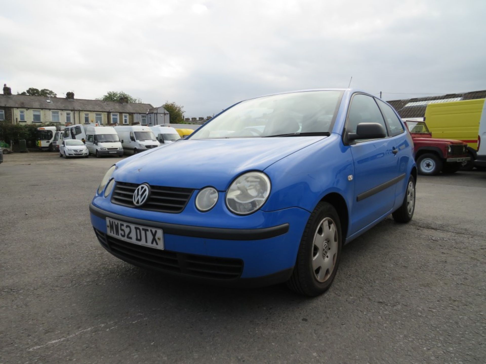 52 reg VW POLO E, 1ST REG 01/03, TEST 10/20, 118026M NOT WARRANTED, V5 HERE, 2 FORMER KEEPERS [NO - Image 2 of 5