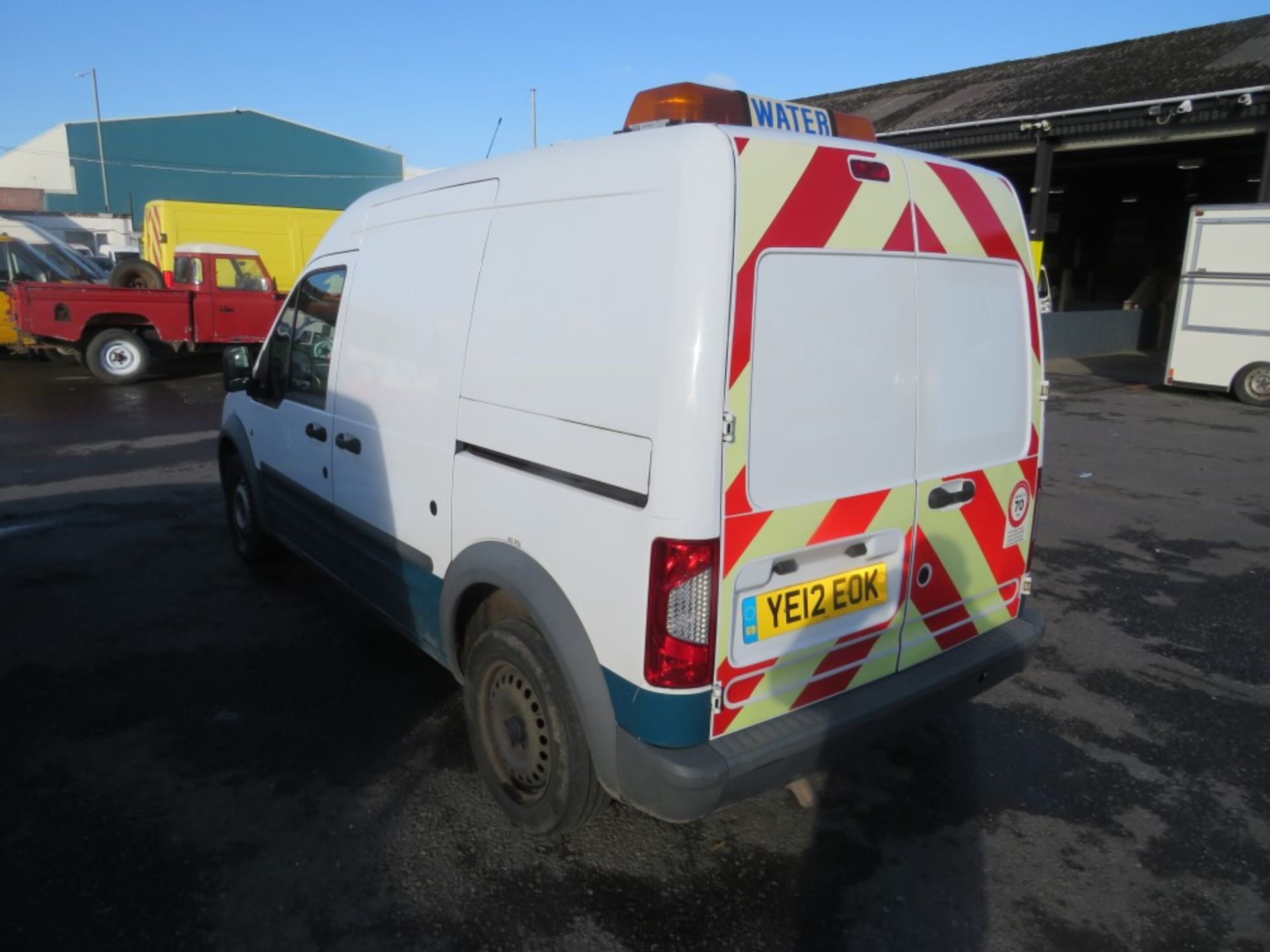 12 reg FORD TRANSIT CONNECT 90 T230 (DIRECT UNITED UTILITIES WATER) 1ST REG 07/12, TEST 04/21, - Image 3 of 5