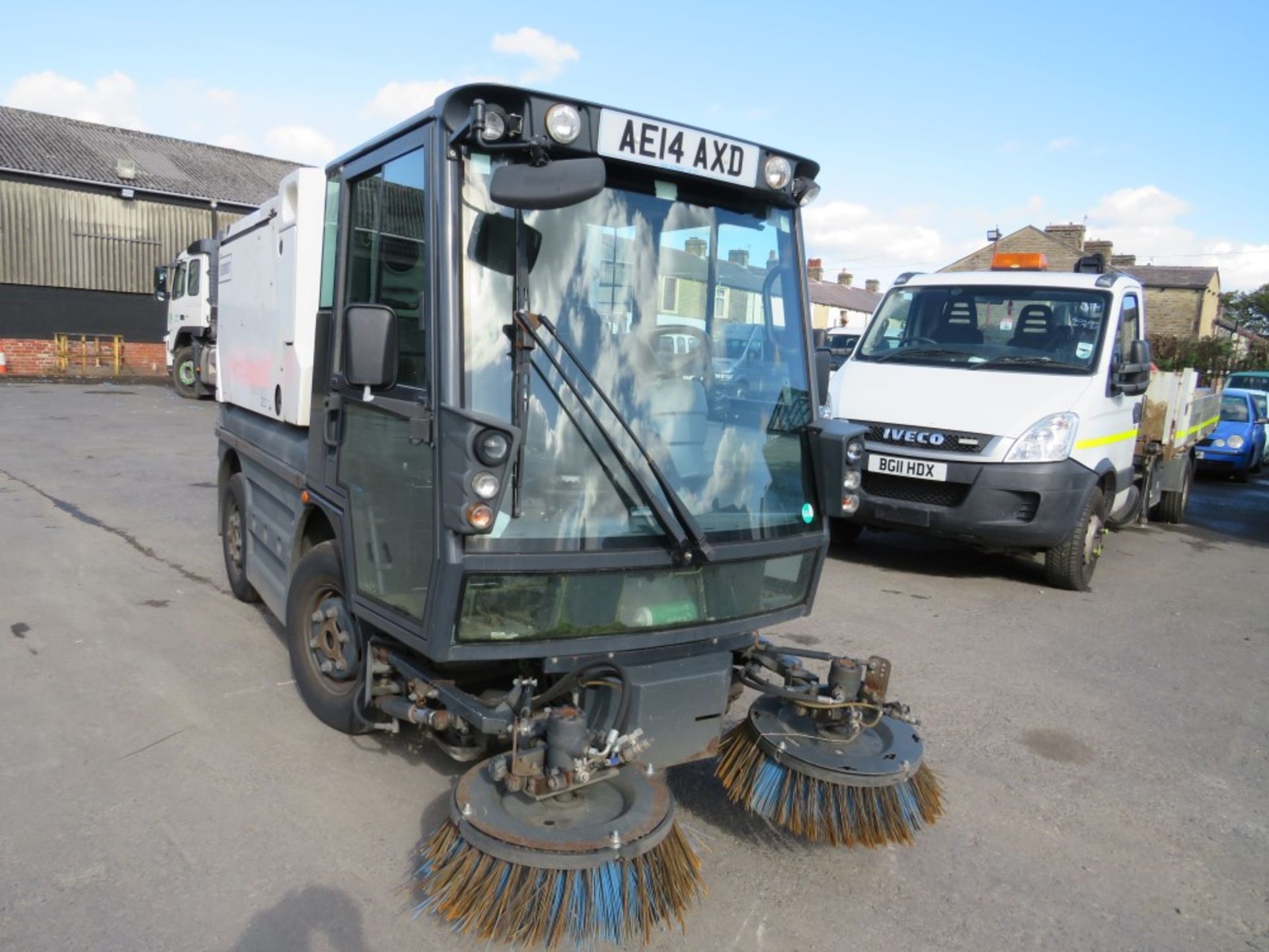 14 reg SCHMIDT SWINGO ROAD SWEEPER (DIRECT COUNCIL) 1ST REG 07/14, V5 HERE, 1 OWNER FROM NEW [+