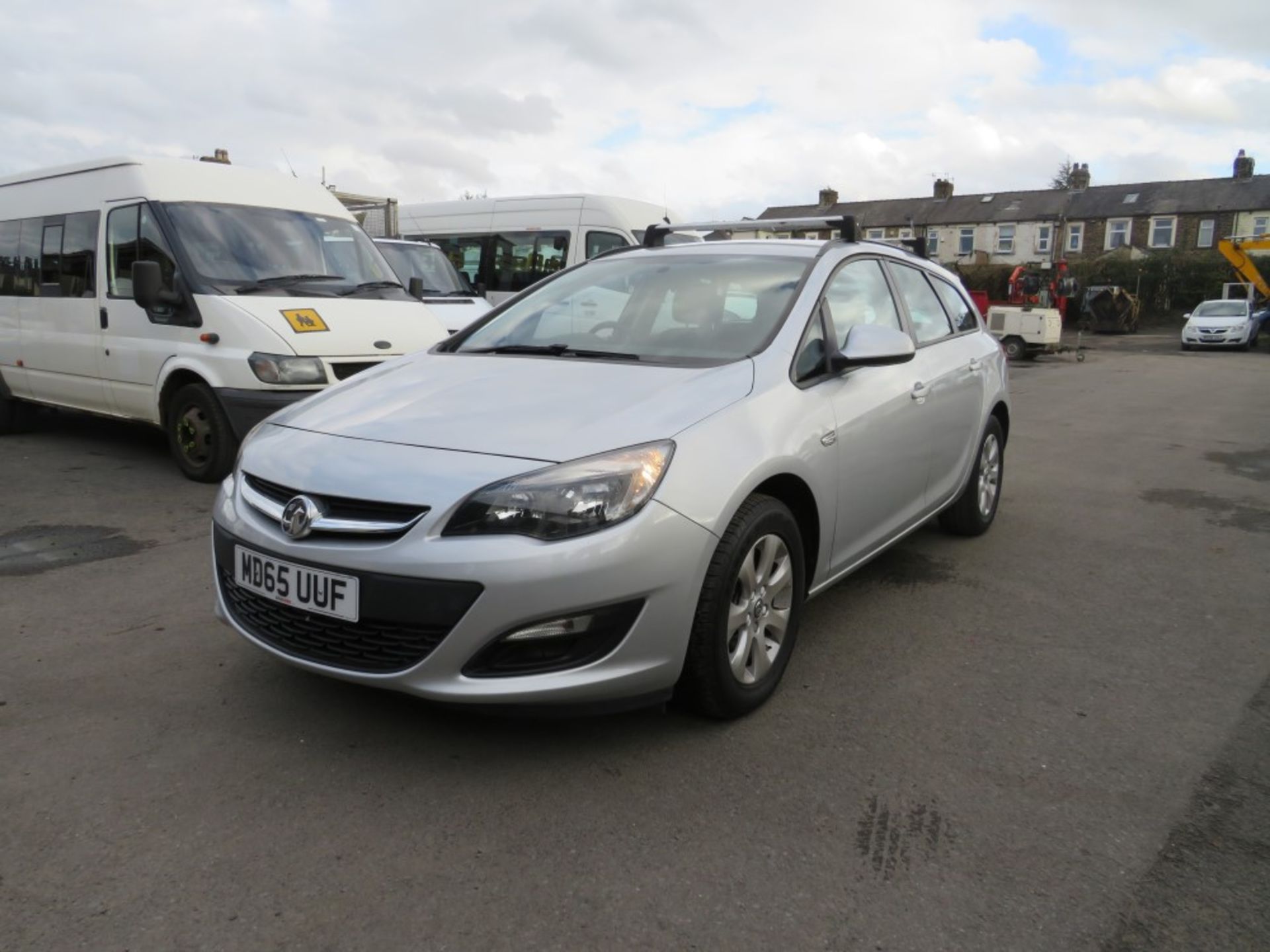 65 reg VAUXHALL ASTRA DESIGN CDTI ECOFLEX ESTATE, 1ST REG 01/16, TEST 12/20, 90289M NOT [NO VAT] - Image 2 of 5