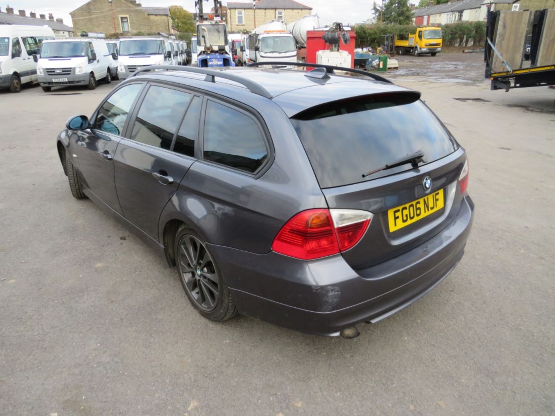 06 reg BMW 320D SE TOURING ESTATE, 1ST REG 04/06, TEST 10/21, 189018M, V5 HERE, 2 FORMER KEEPERS [NO - Image 3 of 5