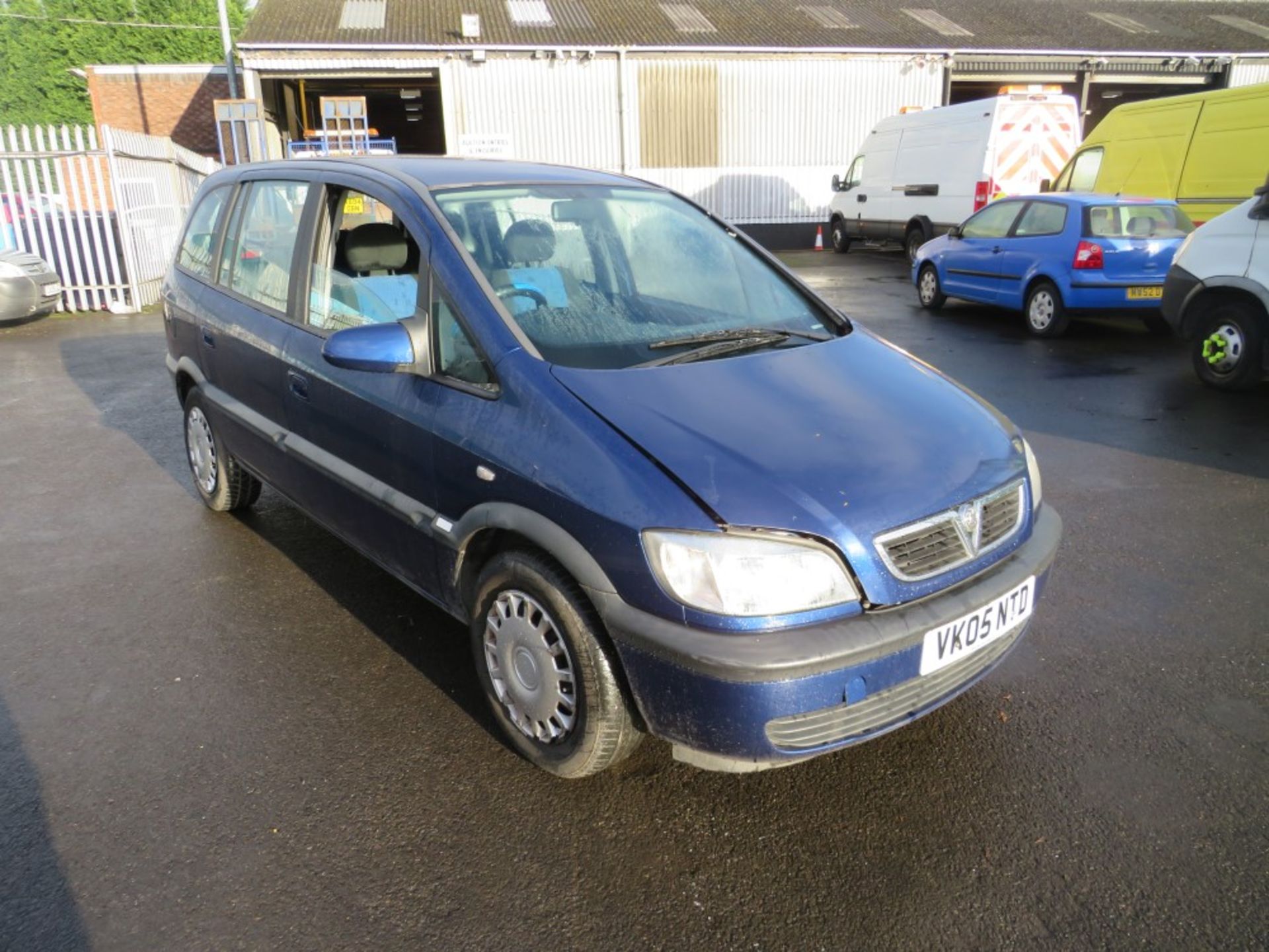 05 reg VAUXHALL ZAFIRA DESIGN, 1ST REG 05/05, TEST 03/21, 117260M, V5 HERE, 4 FORMER KEEPERS [NO