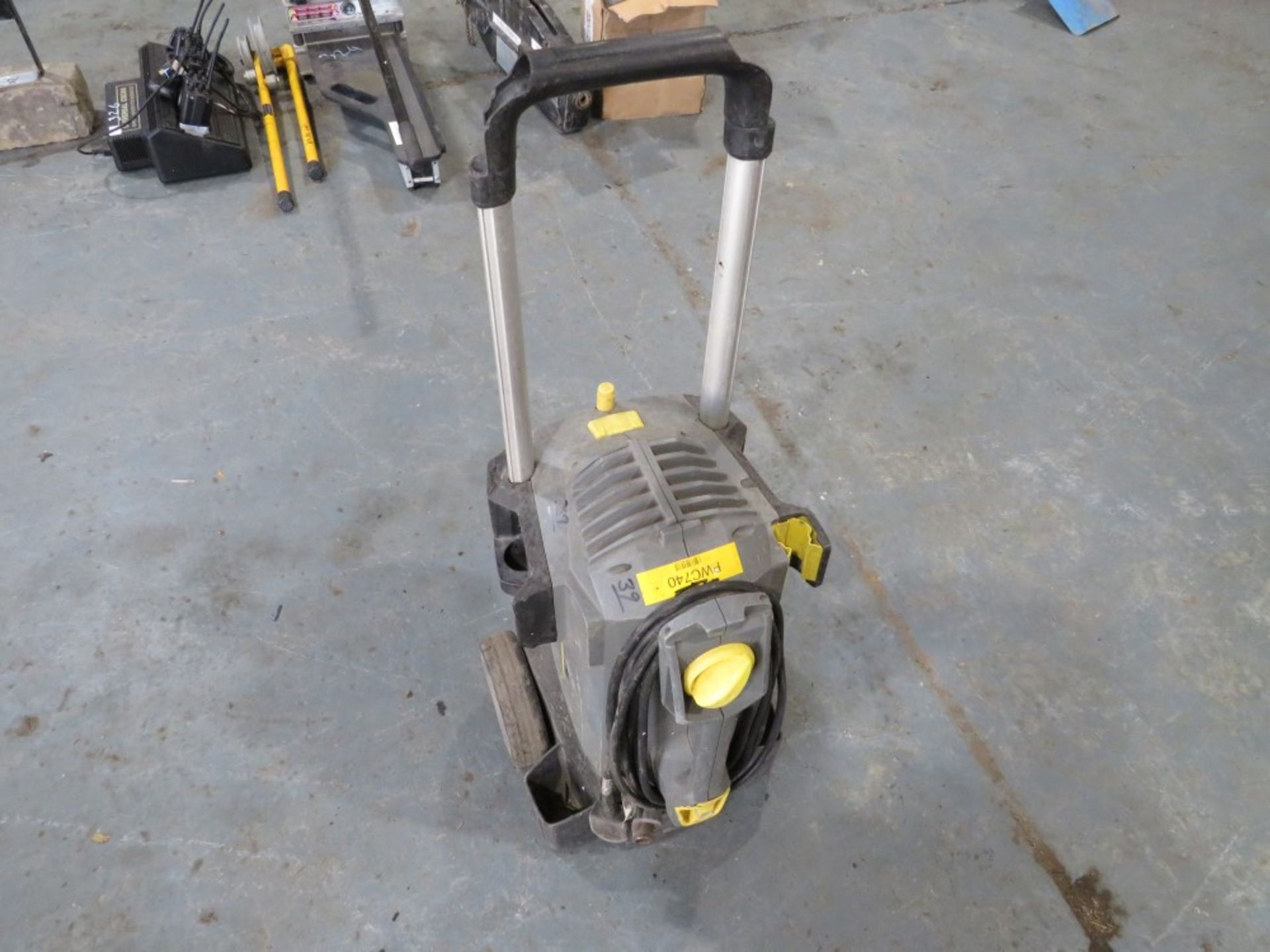 ELECTRIC 240V H/D PRESSURE WASHER (DIRECT HIRE CO) [+ VAT]