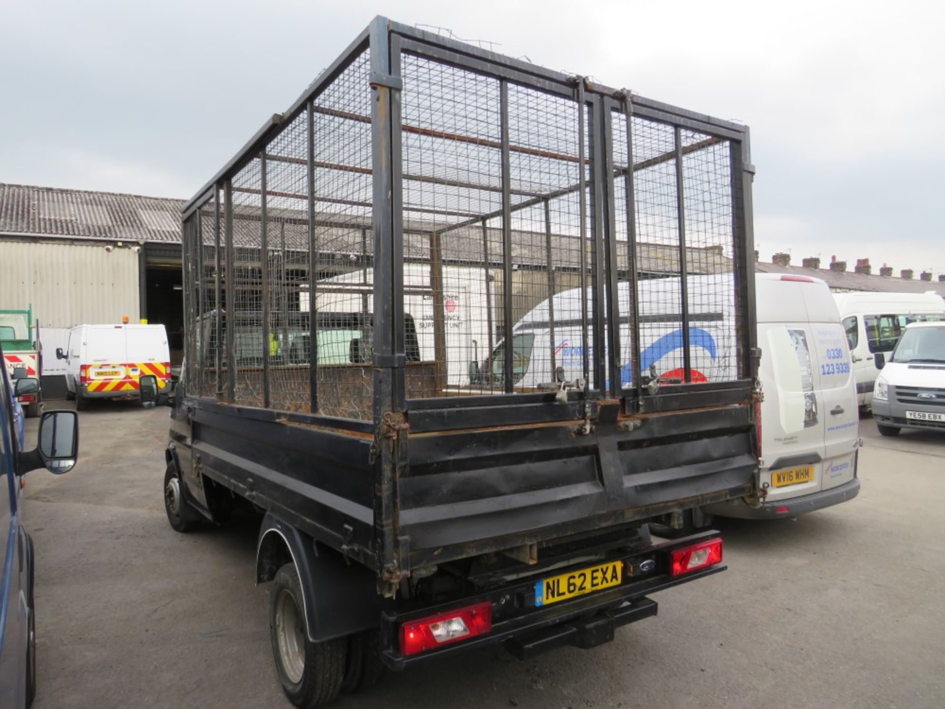 62 reg FORD TRANSIT 100 T350 RWD TIPPER (ON VCAR) 1ST REG 09/12, TEST 01/21, 61110M, PART V5 - Image 3 of 5