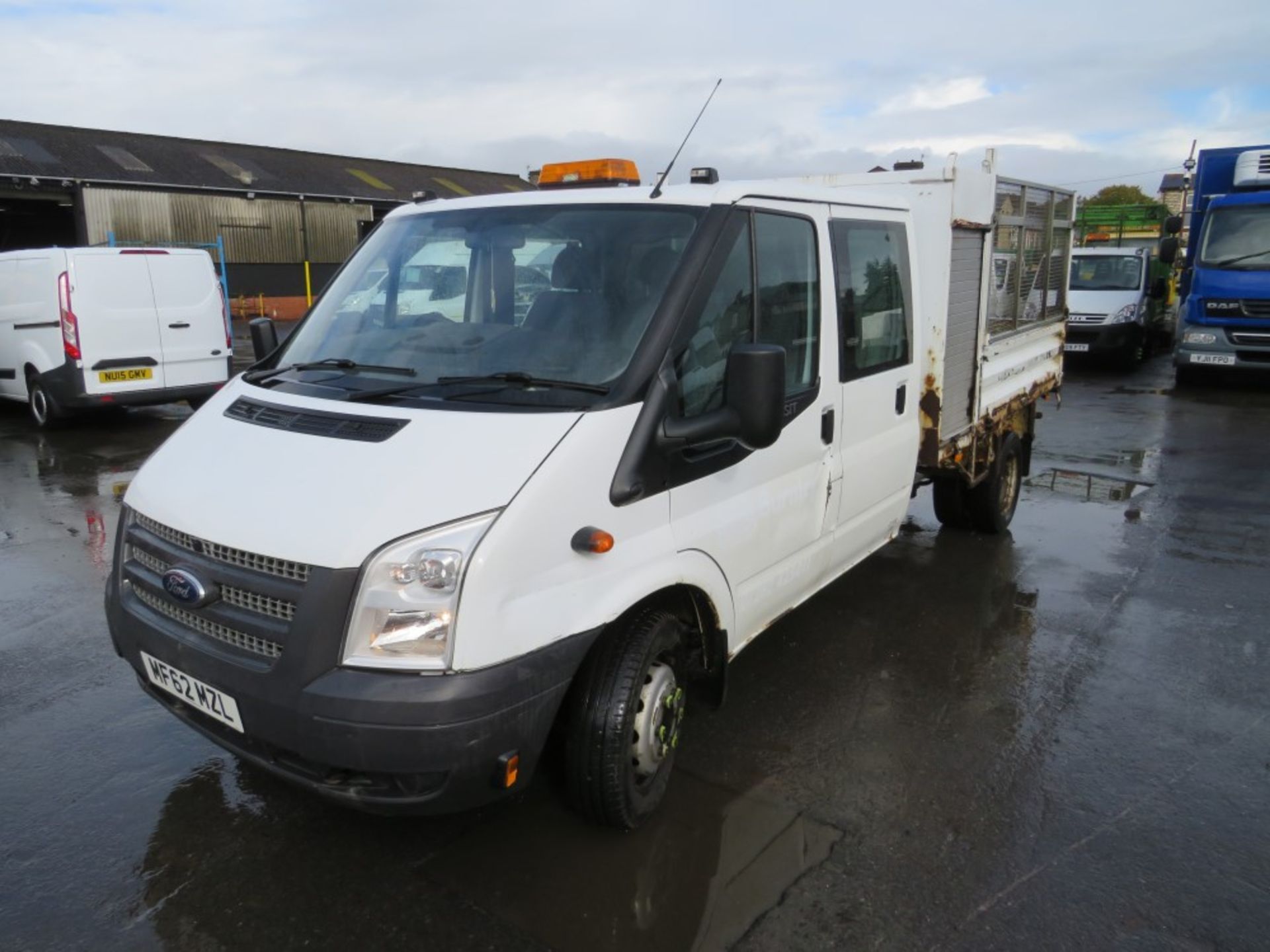 62 reg FORD TRANSIT 100 T350L D/C RWD TIPPER (DIRECT COUNCIL), 1ST REG 10/12, TEST 10/21, 52795M, V5 - Image 2 of 5