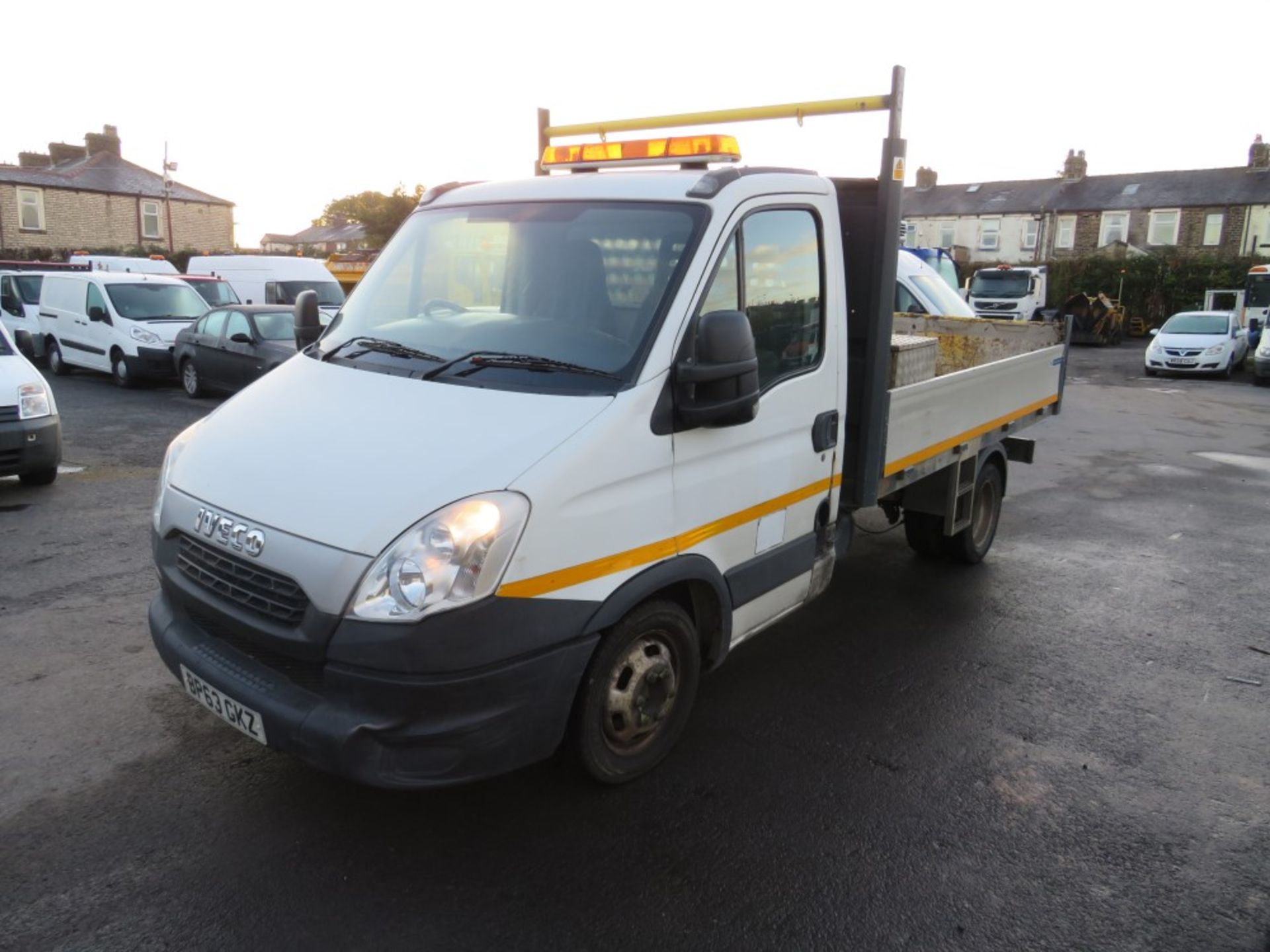 63 reg IVECO DAILY 35C15 MWB TIPPER (DIRECT COUNCIL) 1ST REG 02/14, TEST 01/21, 95451M, V5 HERE, 1 - Image 2 of 5