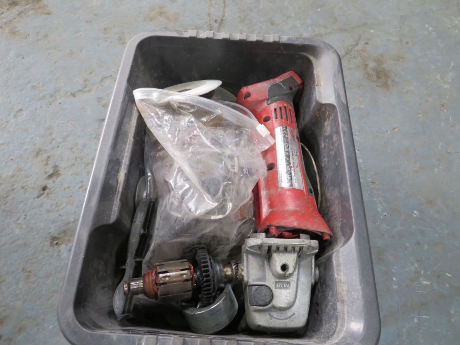 QTY OF MILWAUKEE POWER TOOLS [NO VAT] - Image 2 of 4