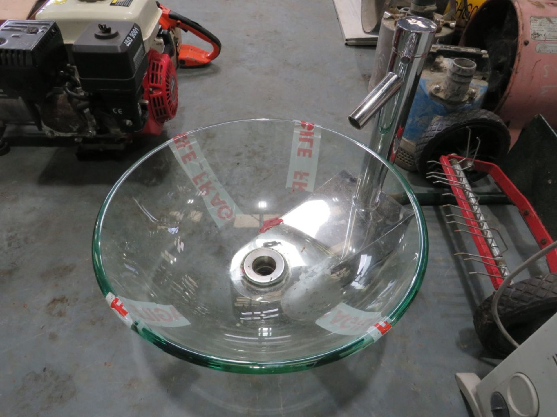 GLASS BOWL SINK [NO VAT]