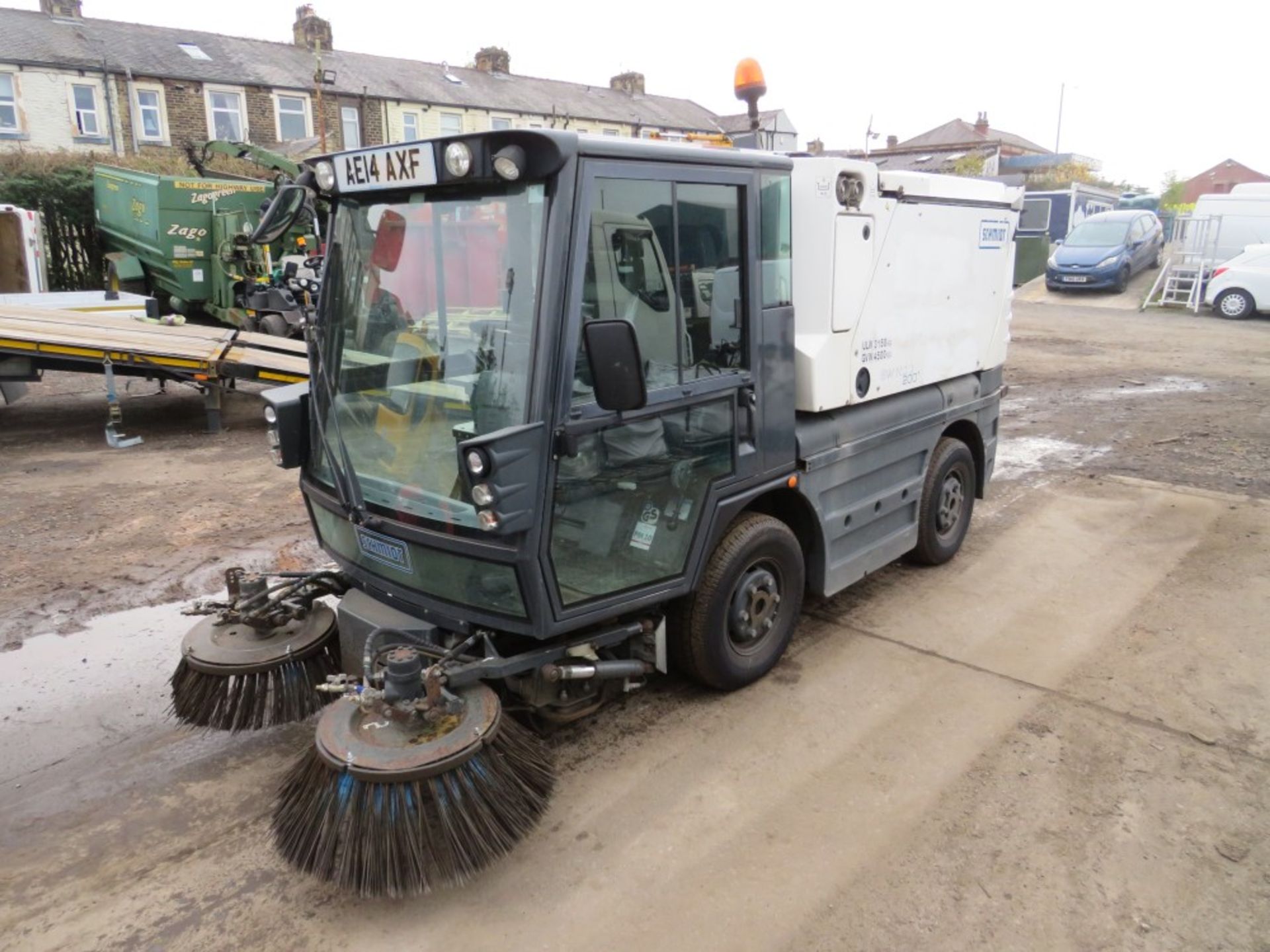 14 reg SCHMIDT SWEEPER (DIRECT COUNCIL) 1ST REG 07/14, V5 HERE, 1 OWNER FROM NEW [+ VAT] - Image 2 of 6