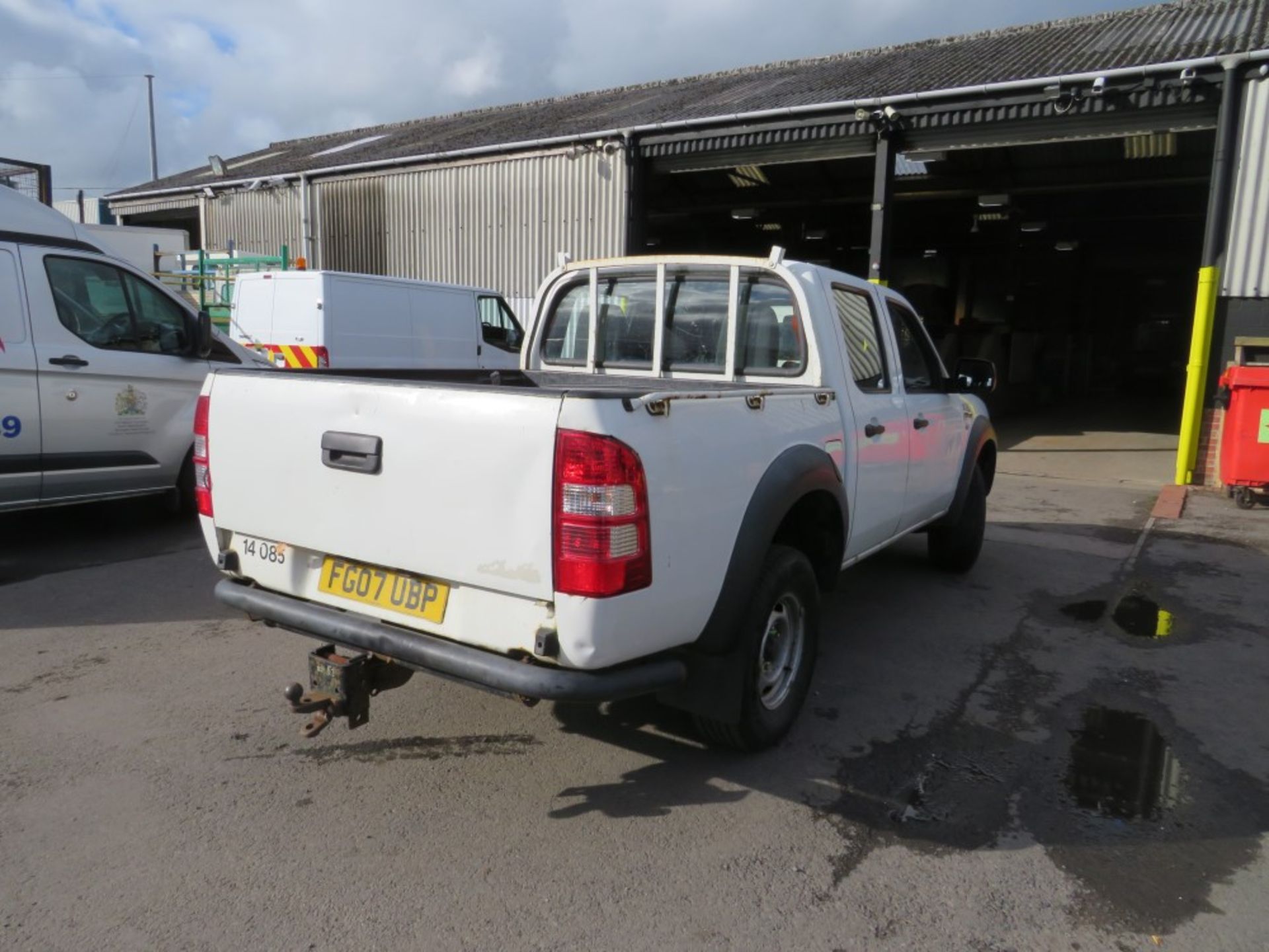 07 reg FORD RANGER D/C 4WD PICKUP (DIRECT COUNCIL) 1ST REG 04/07, TEST 03/21, 87697M, V5 HERE, - Image 4 of 5