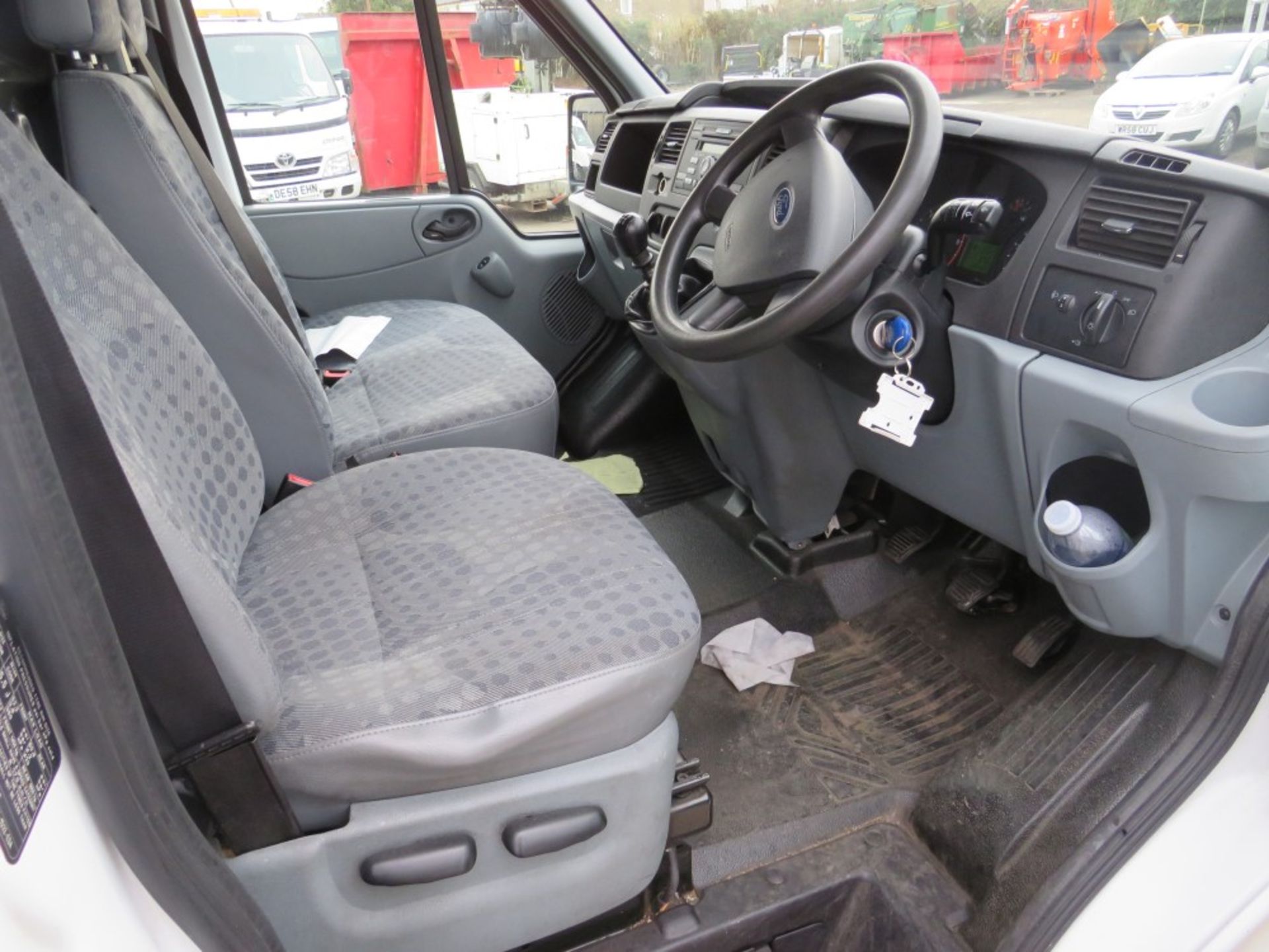 59 reg FORD TRANSIT 115 T280S FWD (DIRECT COUNCIL) 1ST REG 12/09, TEST 01/21, 124485M, V5 HERE - Image 6 of 6