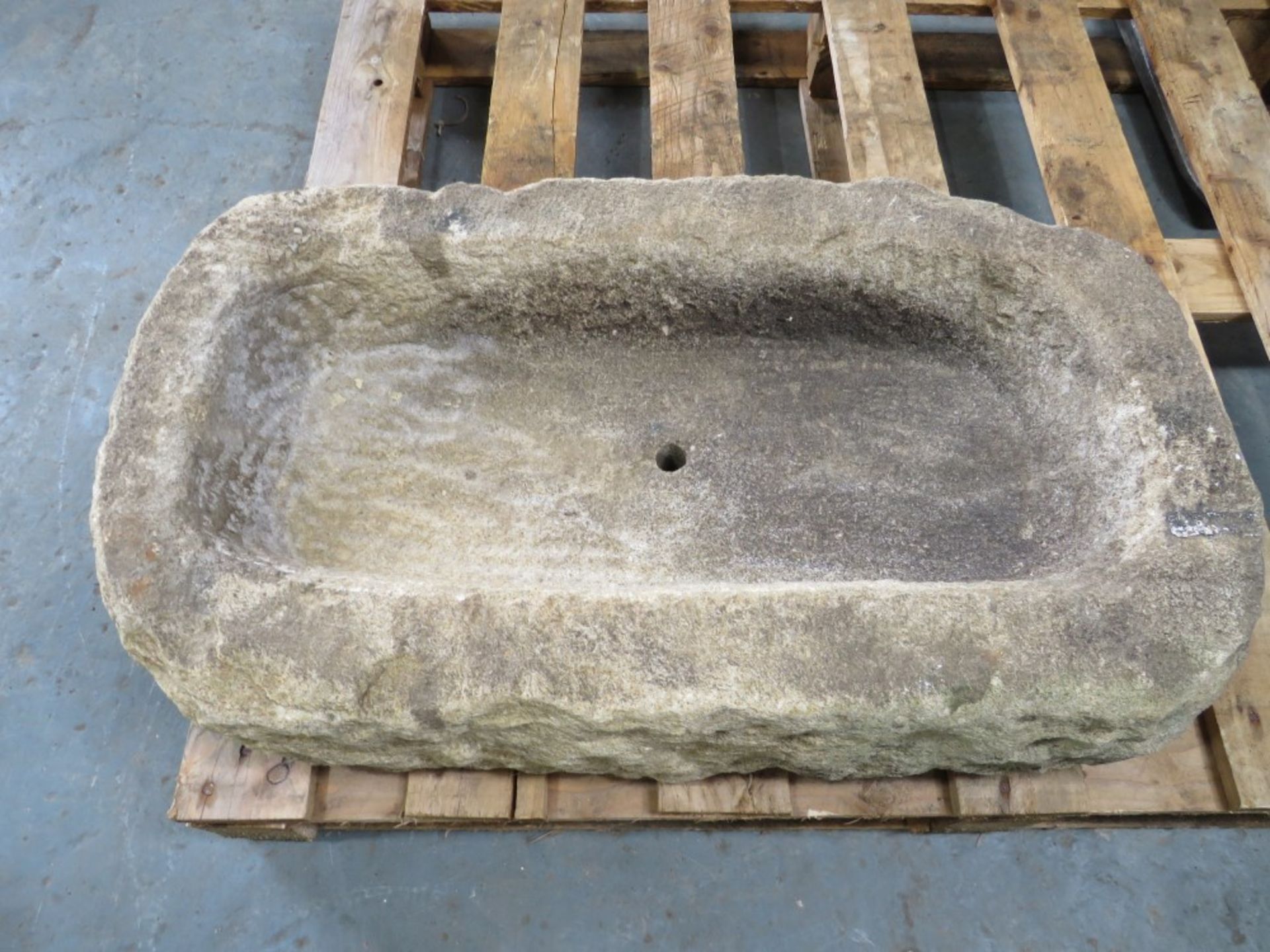 NATURAL STONE TROUGH [NO VAT]