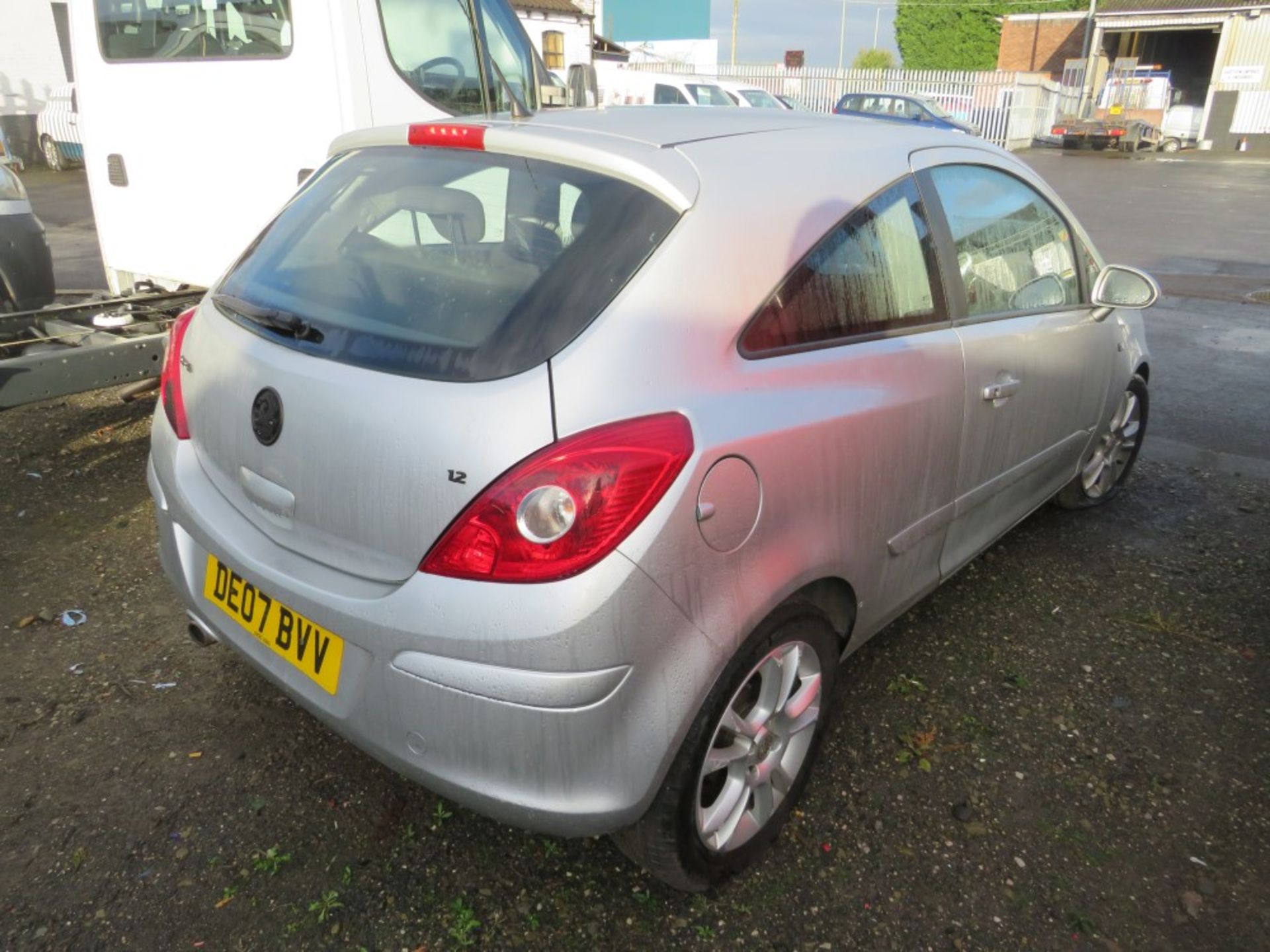 07 reg VAUXHALL CORSA SXI, 1ST REG 03/07, TEST 03/21, 133075M, NO V5 (NON RUNNER) [NO VAT] - Image 4 of 5