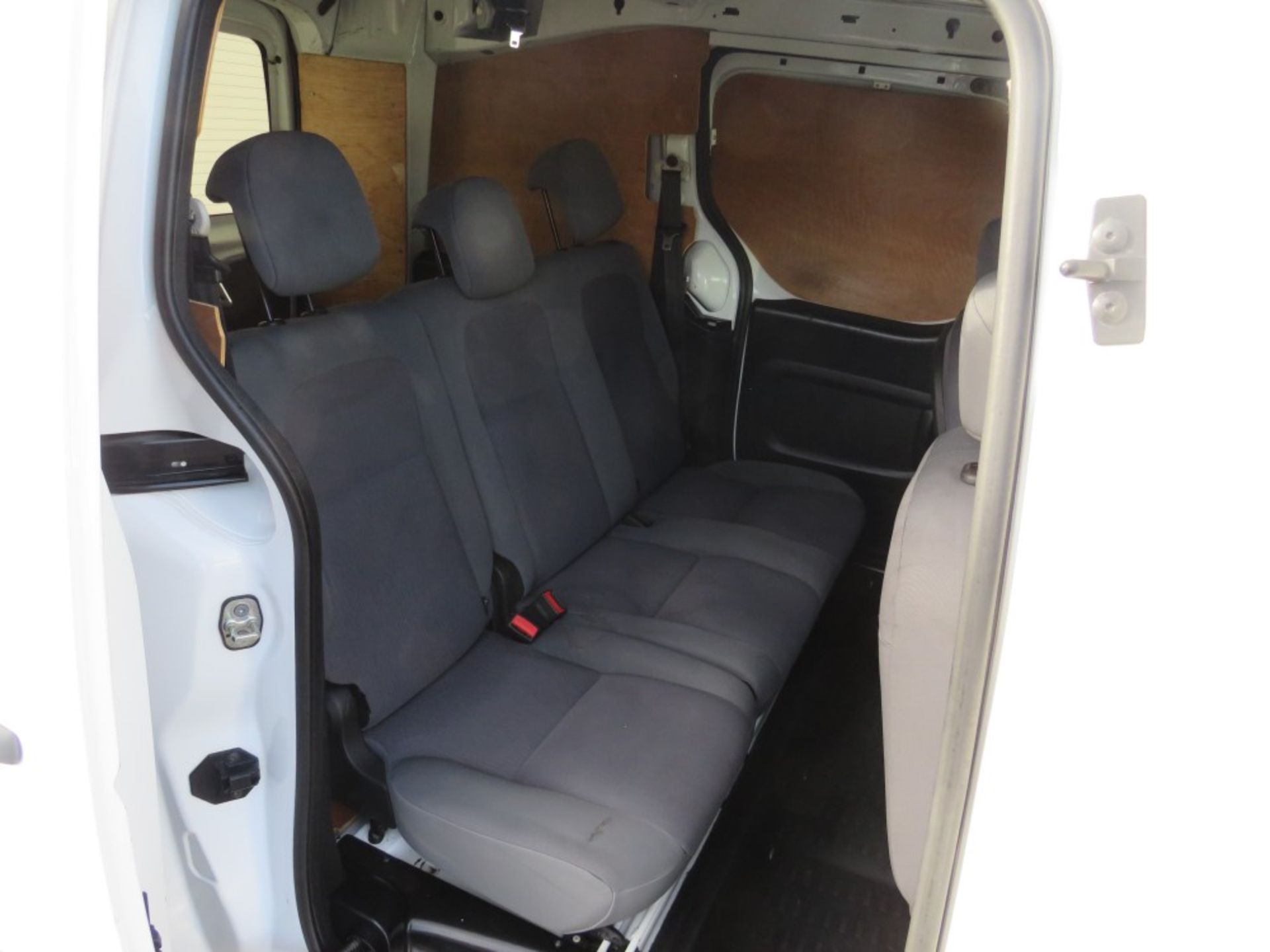 13 reg PEUGEOT PARTNER 5 SEAT CREWVAN, TWIN SIDE DOORS, MAXI, 1ST REG 03/13, TEST 02/21, 126718M - Image 6 of 7