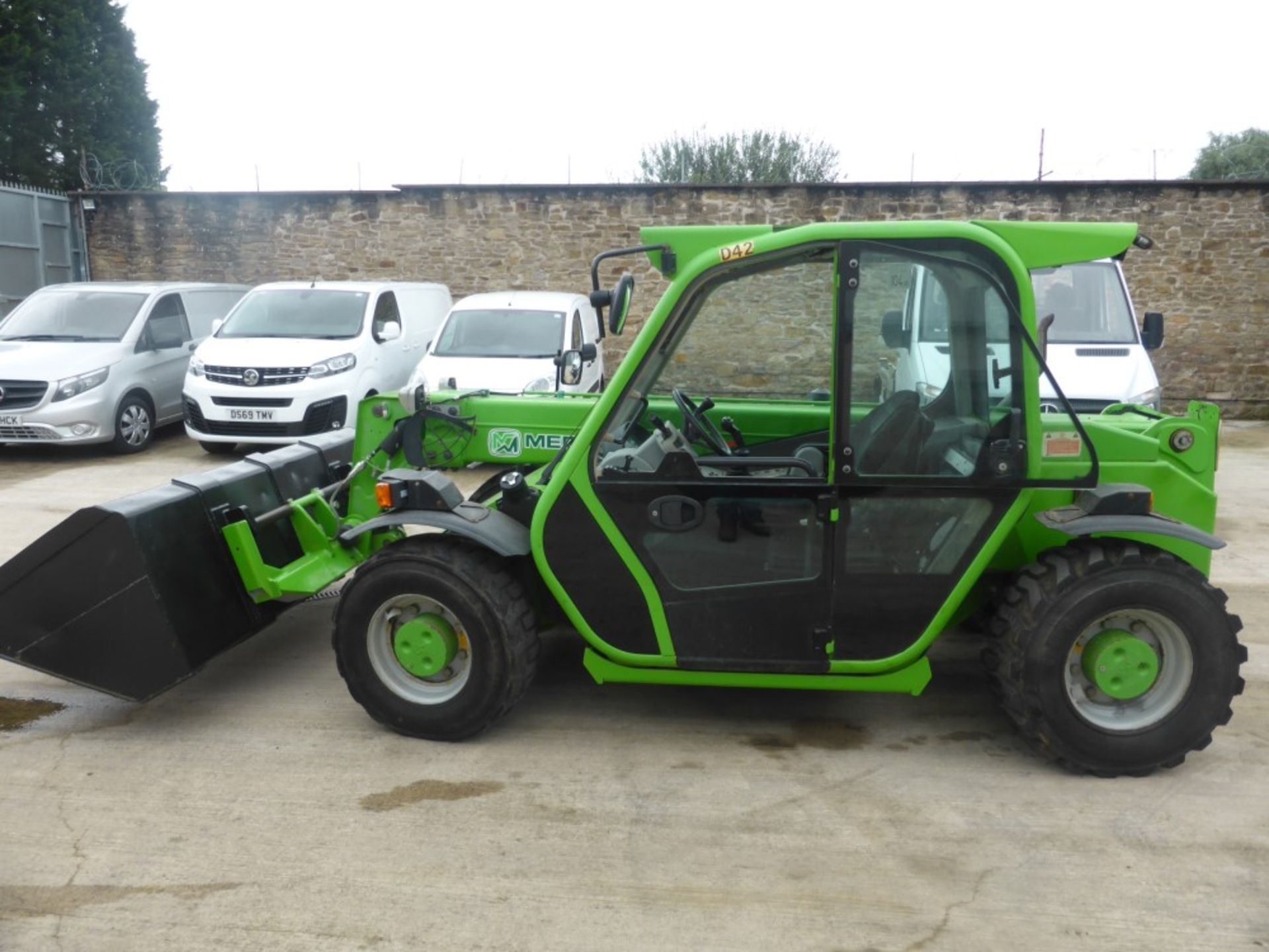 2012 MERLO P25.6 TELEHANDLER C/W BUCKET & FORKS (LOCATION PADIHAM) 2200 HOURS (RING FOR COLLECTION - Image 3 of 7