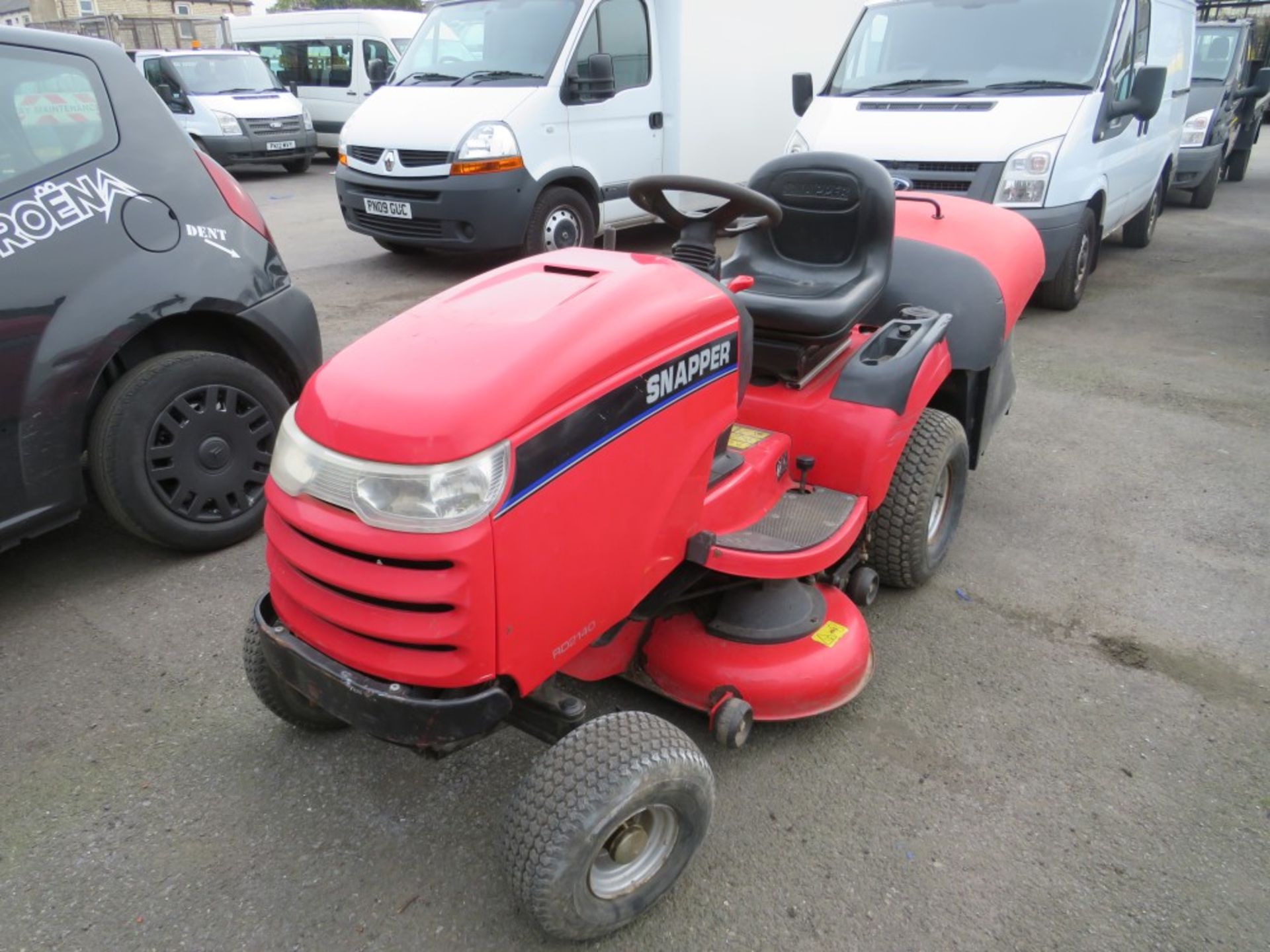 SNAPPER RD 2140 RIDE ON MOWER [NO VAT] - Image 2 of 4