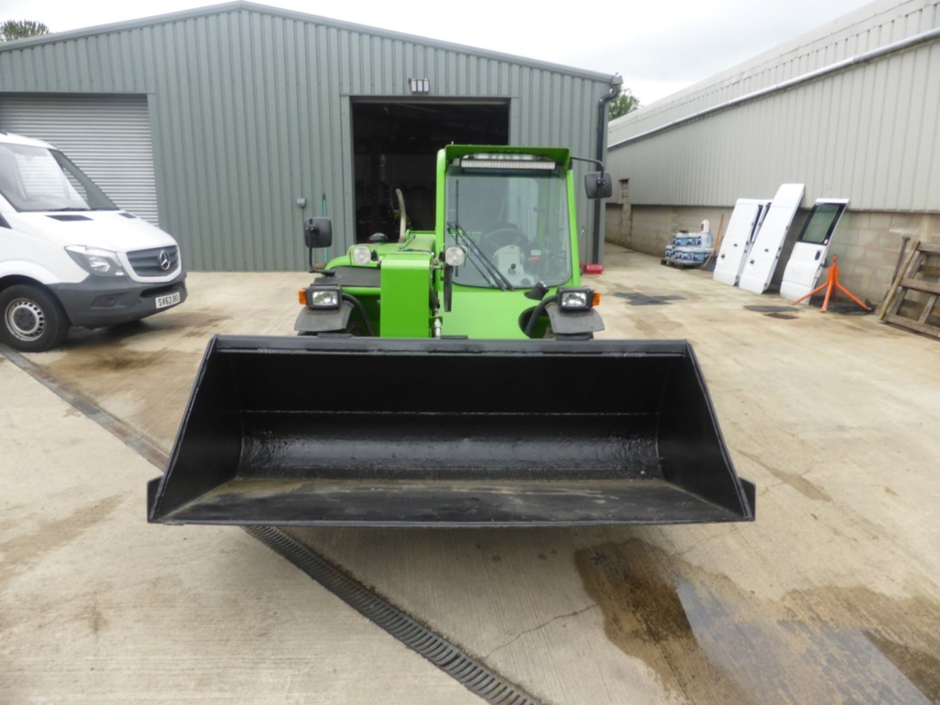 2012 MERLO P25.6 TELEHANDLER C/W BUCKET & FORKS (LOCATION PADIHAM) 2200 HOURS (RING FOR COLLECTION - Image 5 of 7