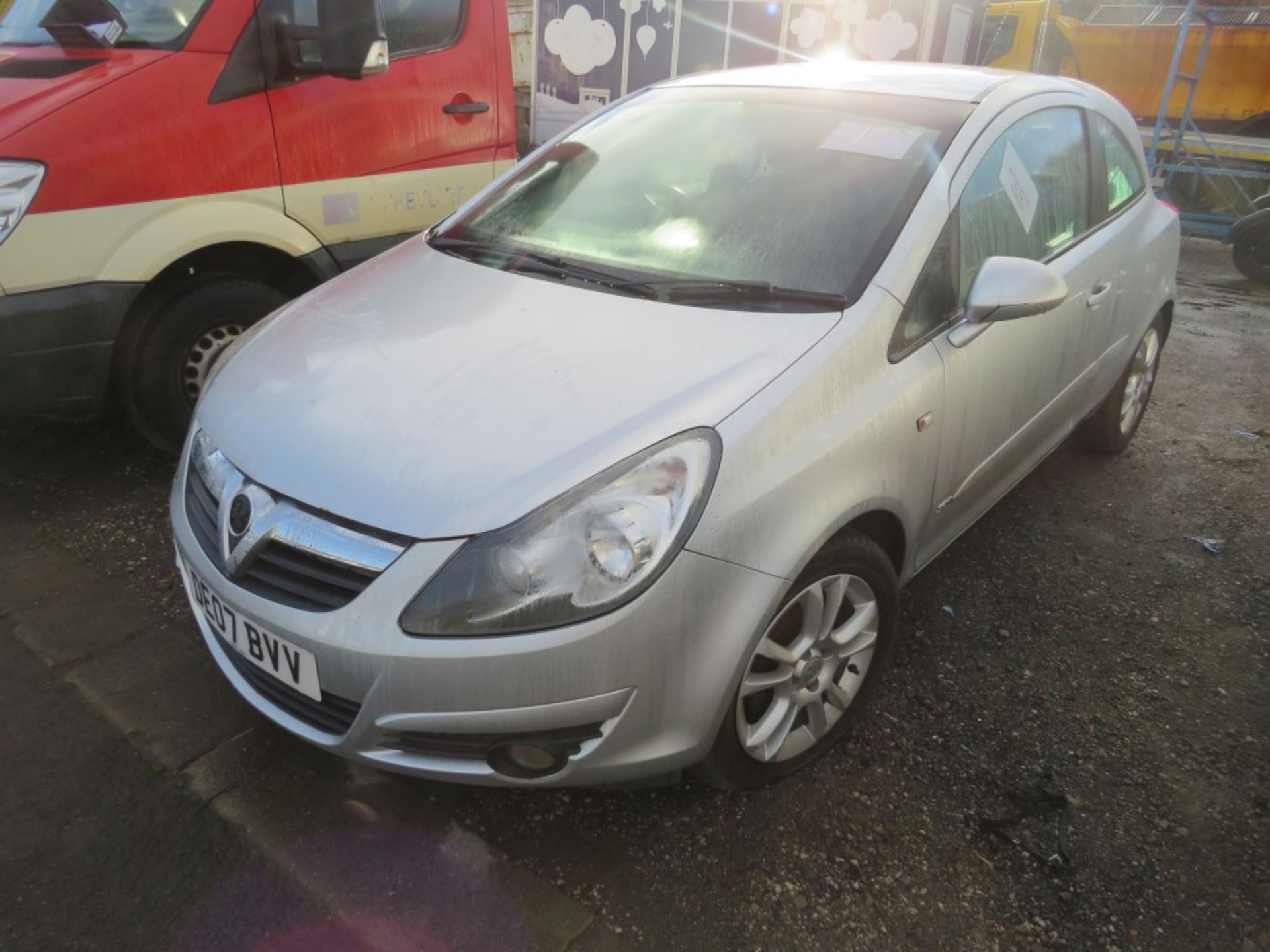 07 reg VAUXHALL CORSA SXI, 1ST REG 03/07, TEST 03/21, 133075M, NO V5 (NON RUNNER) [NO VAT] - Image 2 of 5