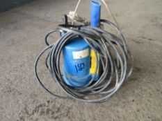 1" 240V SUB PUMP (DIRECT HIRE CO) [+ VAT]