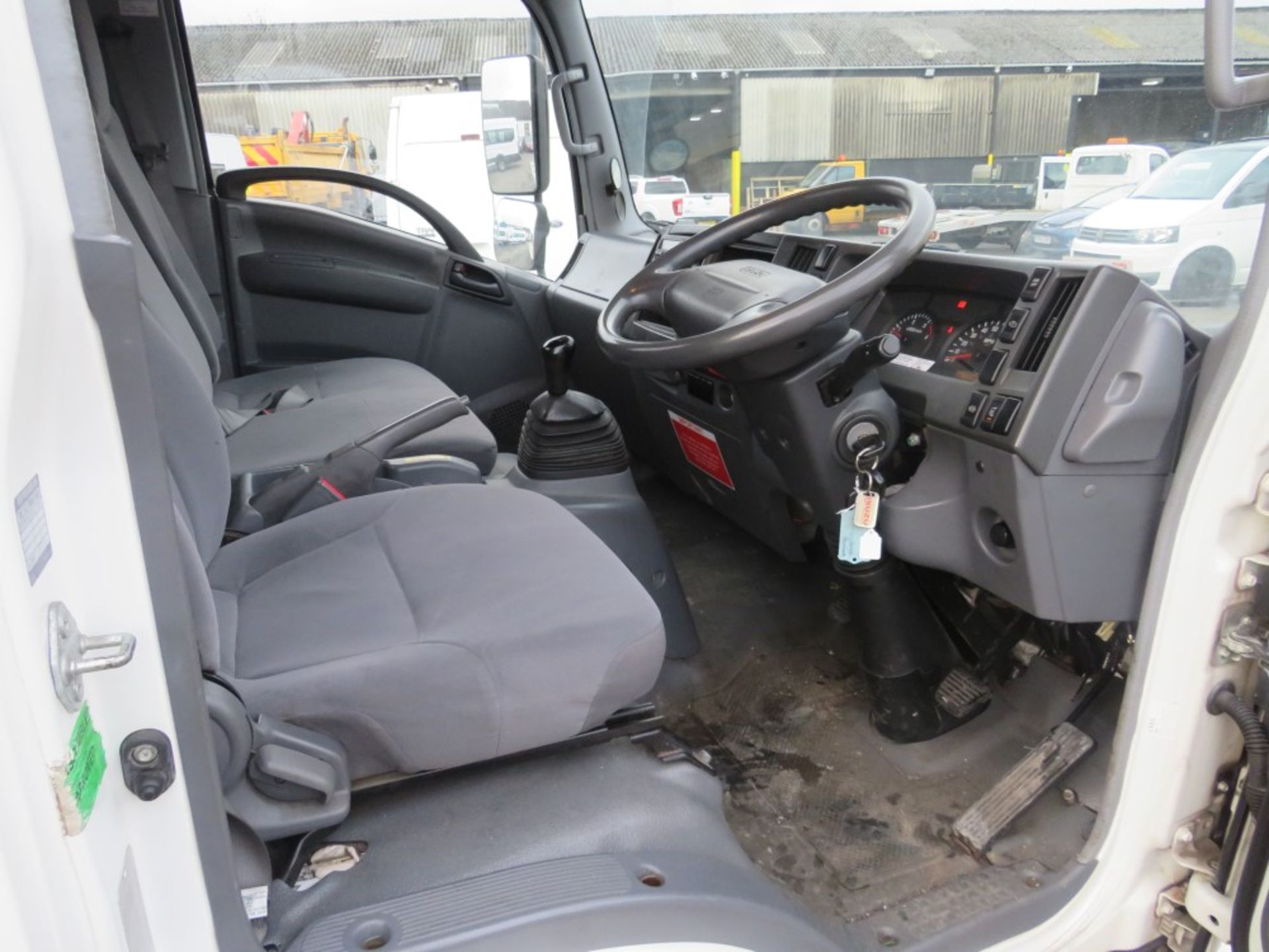 2010 10 reg ISUZU FORWARD N75.190 7.5 TON RECOVERY TRUCK (REG NO NOT INCLUDED IN SALE) - Image 5 of 5