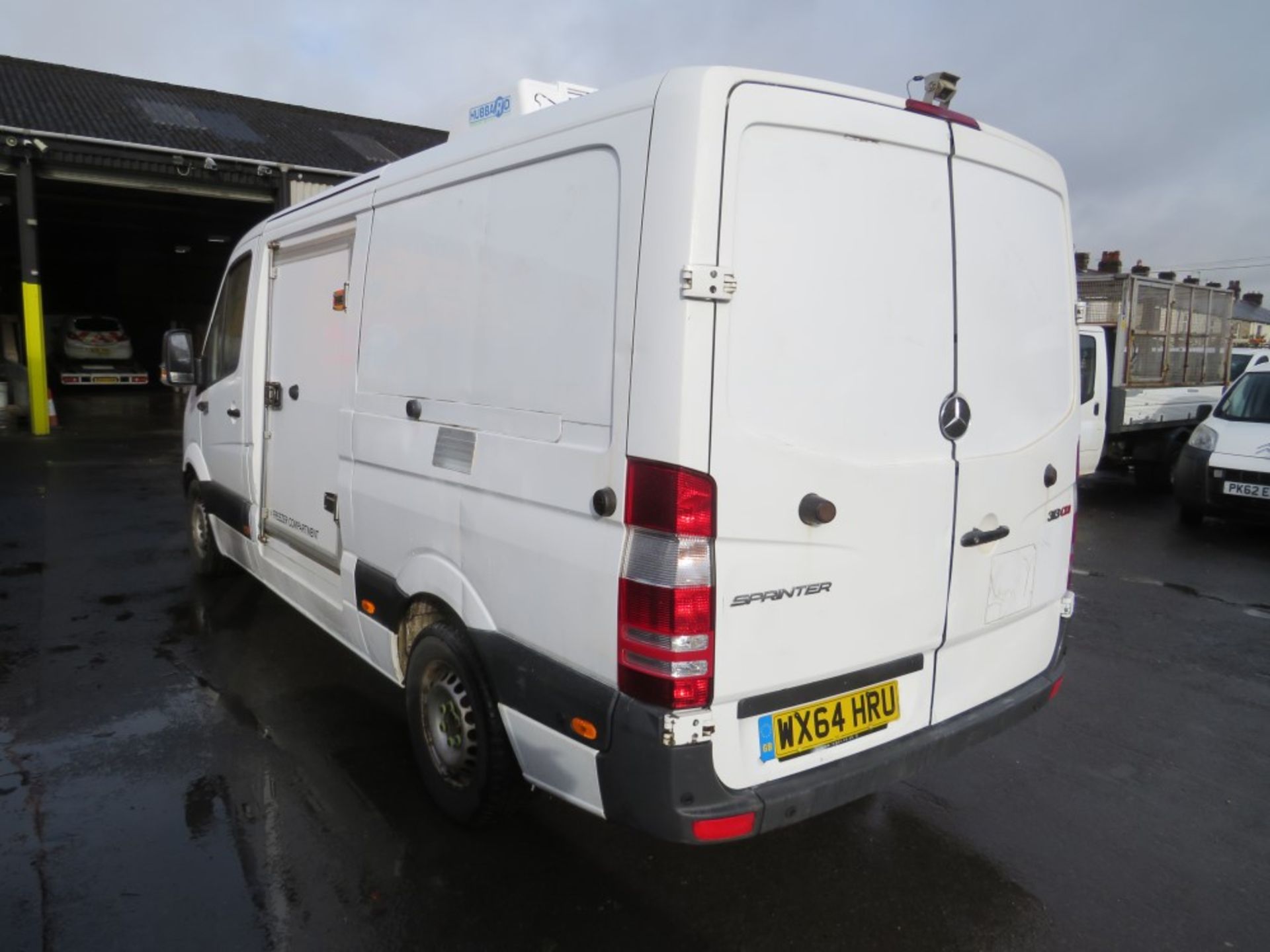 64 reg MERCEDES SPRINTER 313 CDI FRIDGE / FREEZER VAN, 1ST REG 10/14, 322200M WARRANTED, V5 HERE, - Image 3 of 7