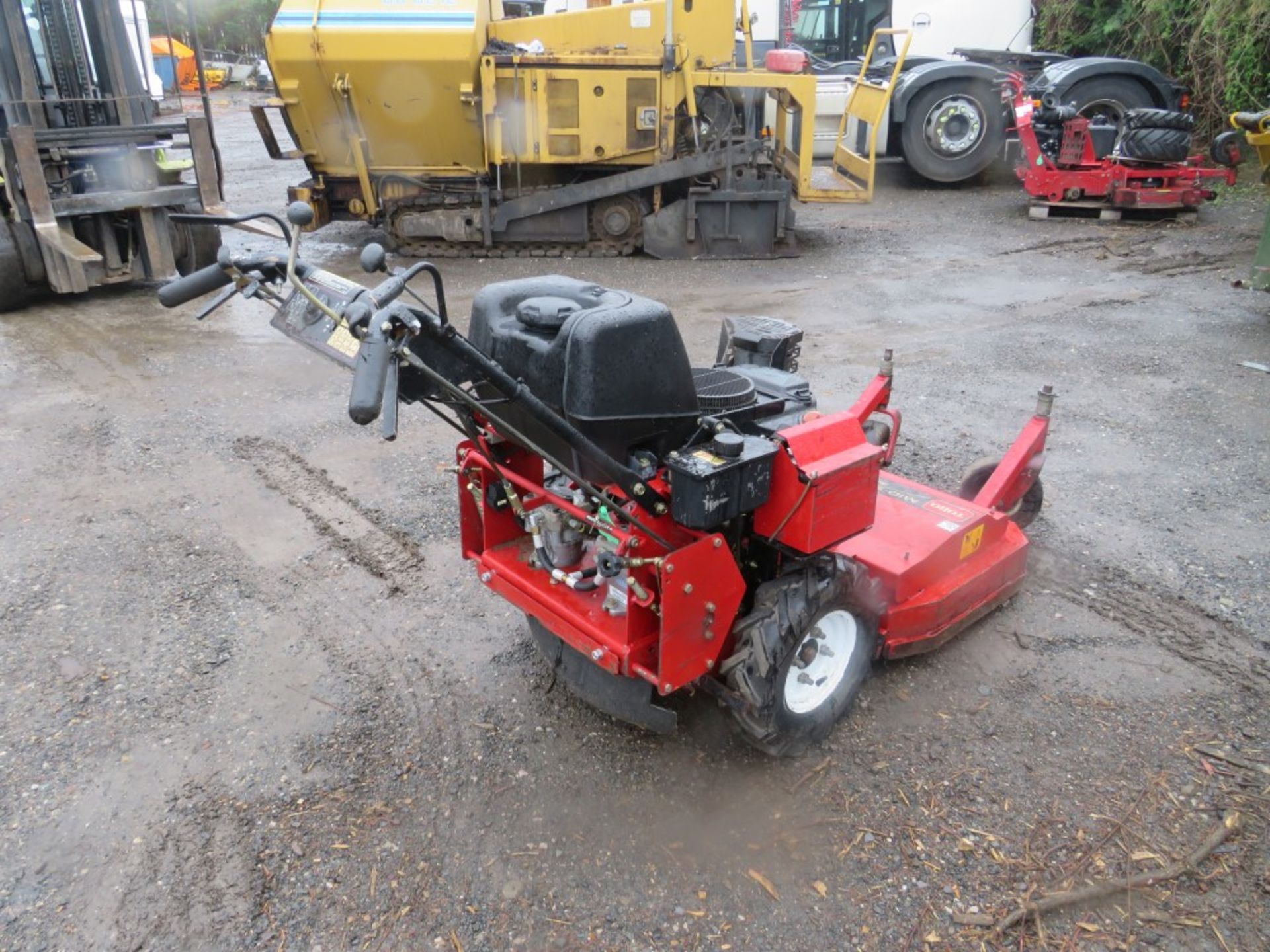 TORO 32" MOWER (DIRECT COUNCIL) (NO KEYS) [+ VAT] - Image 3 of 4