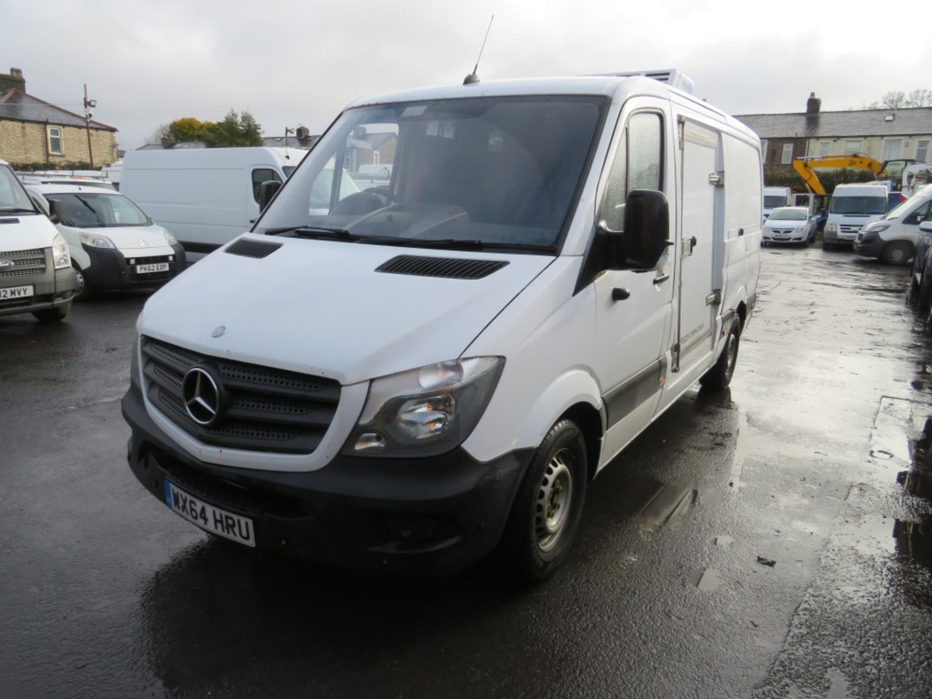 64 reg MERCEDES SPRINTER 313 CDI FRIDGE / FREEZER VAN, 1ST REG 10/14, 322200M WARRANTED, V5 HERE, - Image 2 of 7