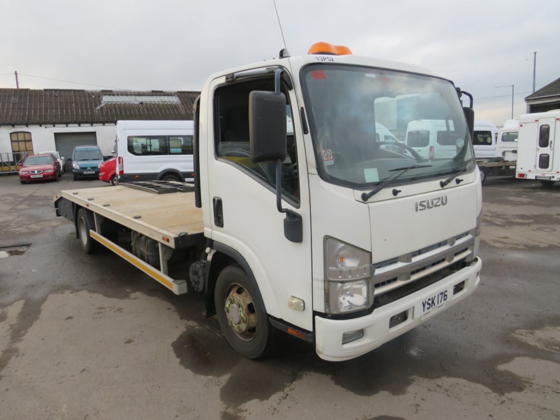 2010 10 reg ISUZU FORWARD N75.190 7.5 TON RECOVERY TRUCK (REG NO NOT INCLUDED IN SALE)