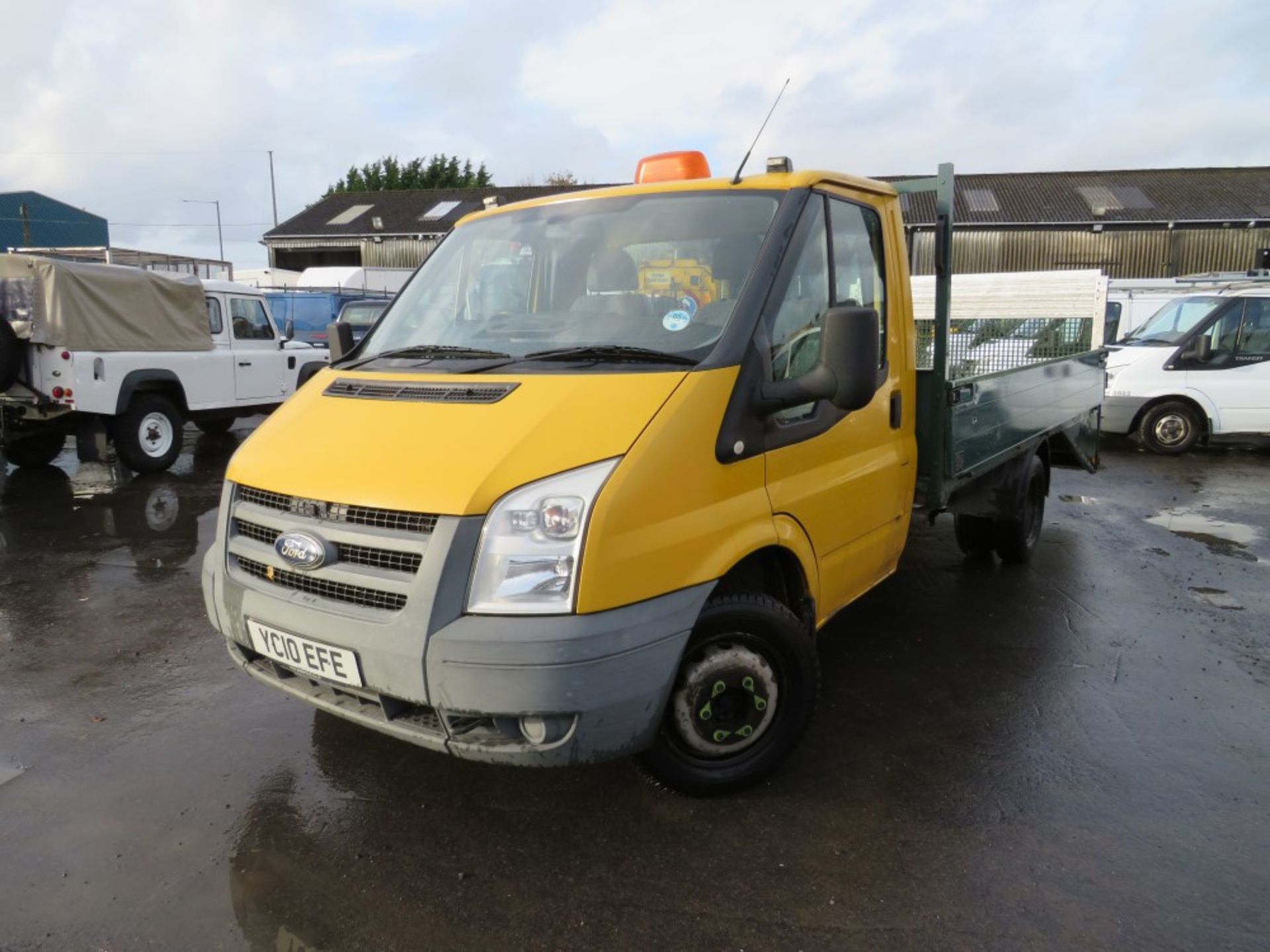 10 reg FORD TRANSIT 115 T350M RWD BEAVERTAIL (DIRECT COUNCIL) 1ST REG 06/10, TEST 09/21, 51202M, - Image 2 of 5