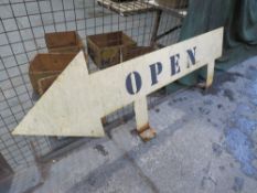 VINTAGE STEEL OPEN SIGN [NO VAT]