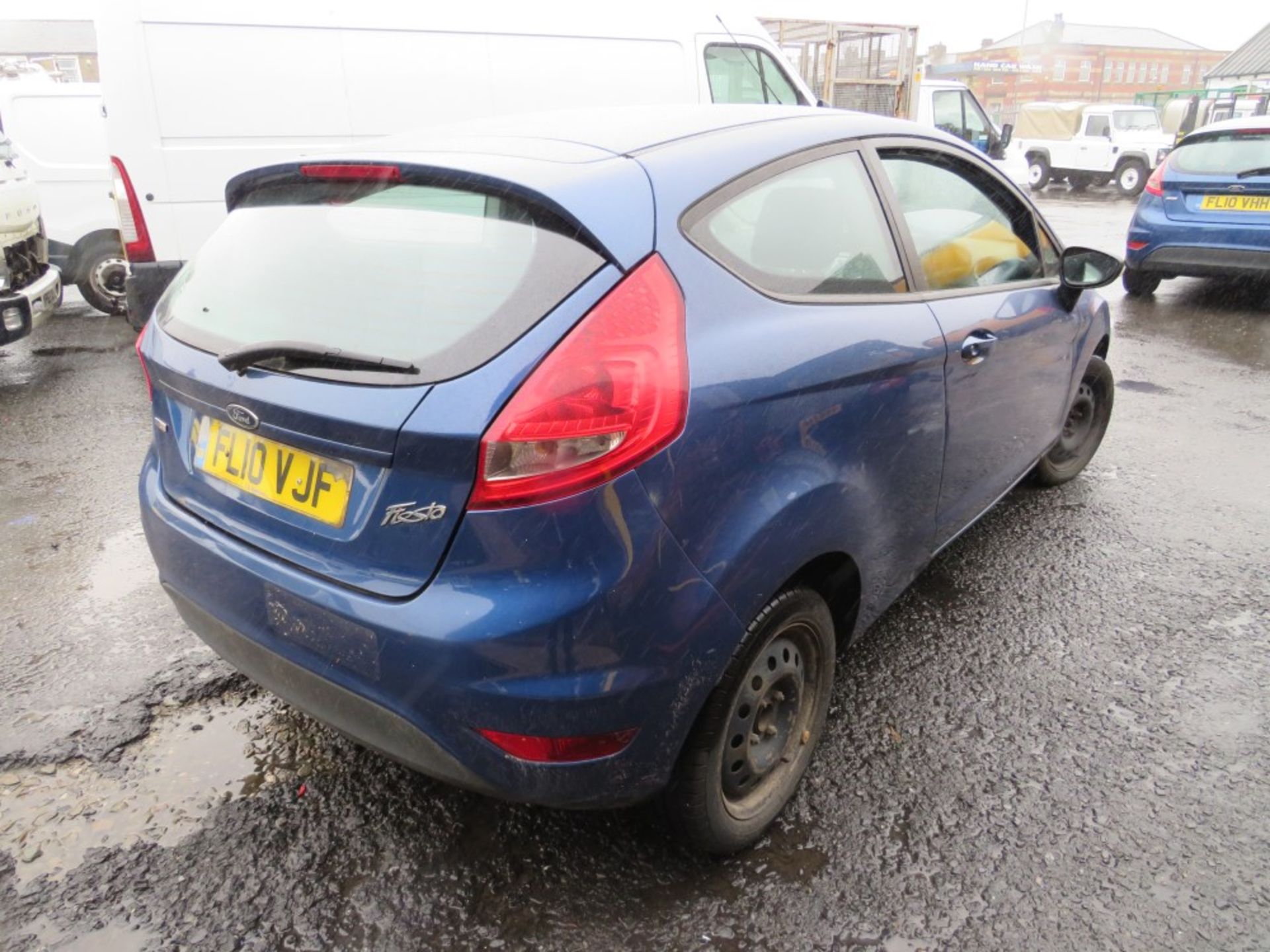 10 reg FORD FIESTA EDGE TDCI 68 HATCHBACK (DIRECT COUNCIL) 1ST REG 05/10, TEST 05/21, 86483M, V5 - Image 4 of 5