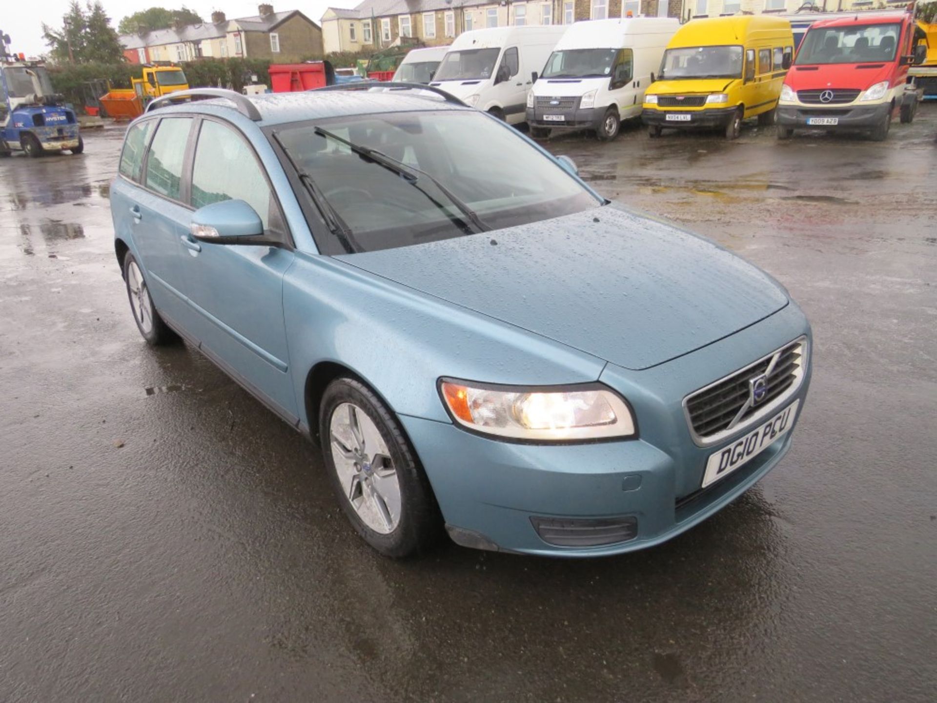 10 reg VOLVO V50 S D DRIVE ESTATE, 1ST REG 03/10, TEST 01/21, 177918M WARRANTED, V5 HERE, 3 FORMER