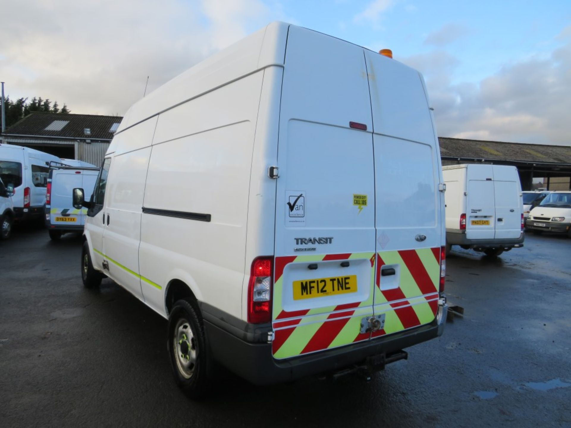 12 reg FORD TRANSIT 125 T350 RWD (DIRECT ELECTRICITY NW) 1ST REG 04/12, TEST 03/21, V5 MAY FOLLOW [+ - Image 3 of 7