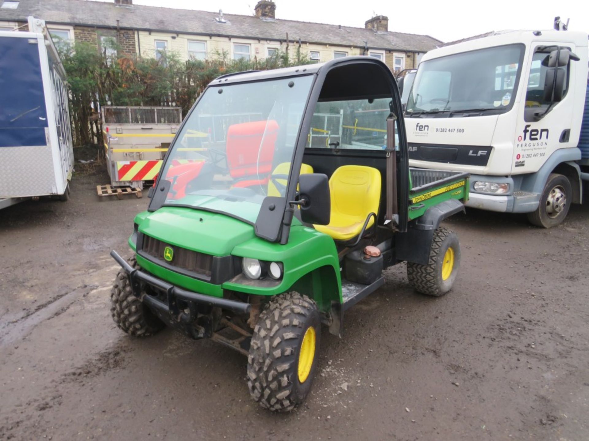 JOHN DEERE GATOR HPX 2 & 4 WHEEL DRIVE HYD TIP ATV, 1442 HOURS [NO VAT]