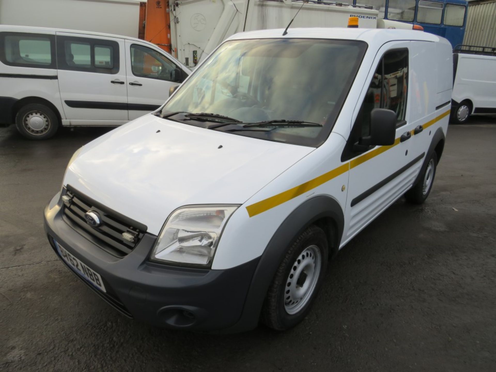 62 reg FORD TRANSIT CONNECT 110 T200 SWB, 1ST REG 10/12, 75593M WARRANTED, V5 HERE, 1 OWNER FROM NEW - Image 2 of 6