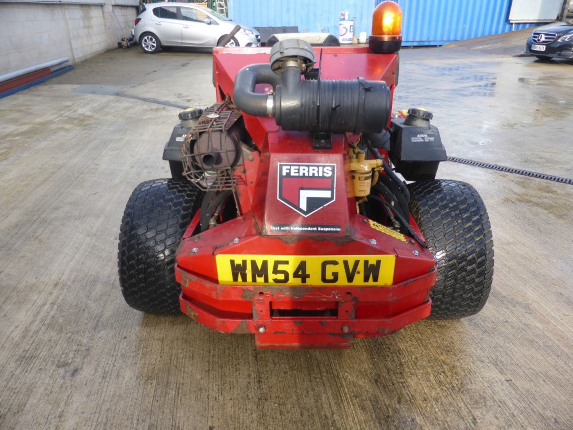 54 reg FERRIS IS5000 ZERO MOWER (LOCATION PAIDHAM) 61" DECK, 33HP, 1058 HOURS, NO V5 (RING FOR - Image 3 of 6