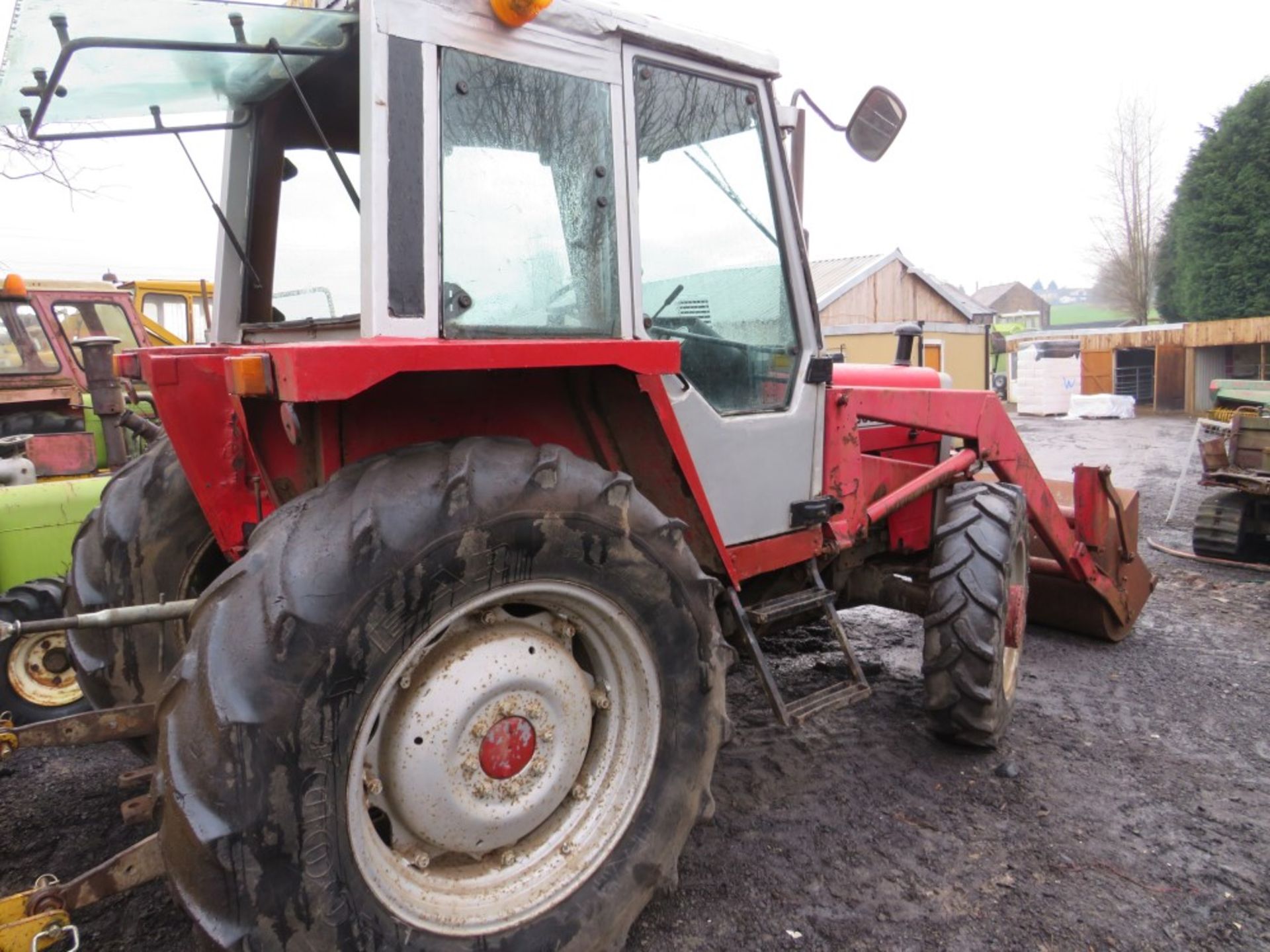 C reg MASSEY FERGUSON 675 TRACTOR (LOCATION BLACKBURN - RING FOR COLLECTION DETAILS) 1ST REG 04/ - Image 2 of 2