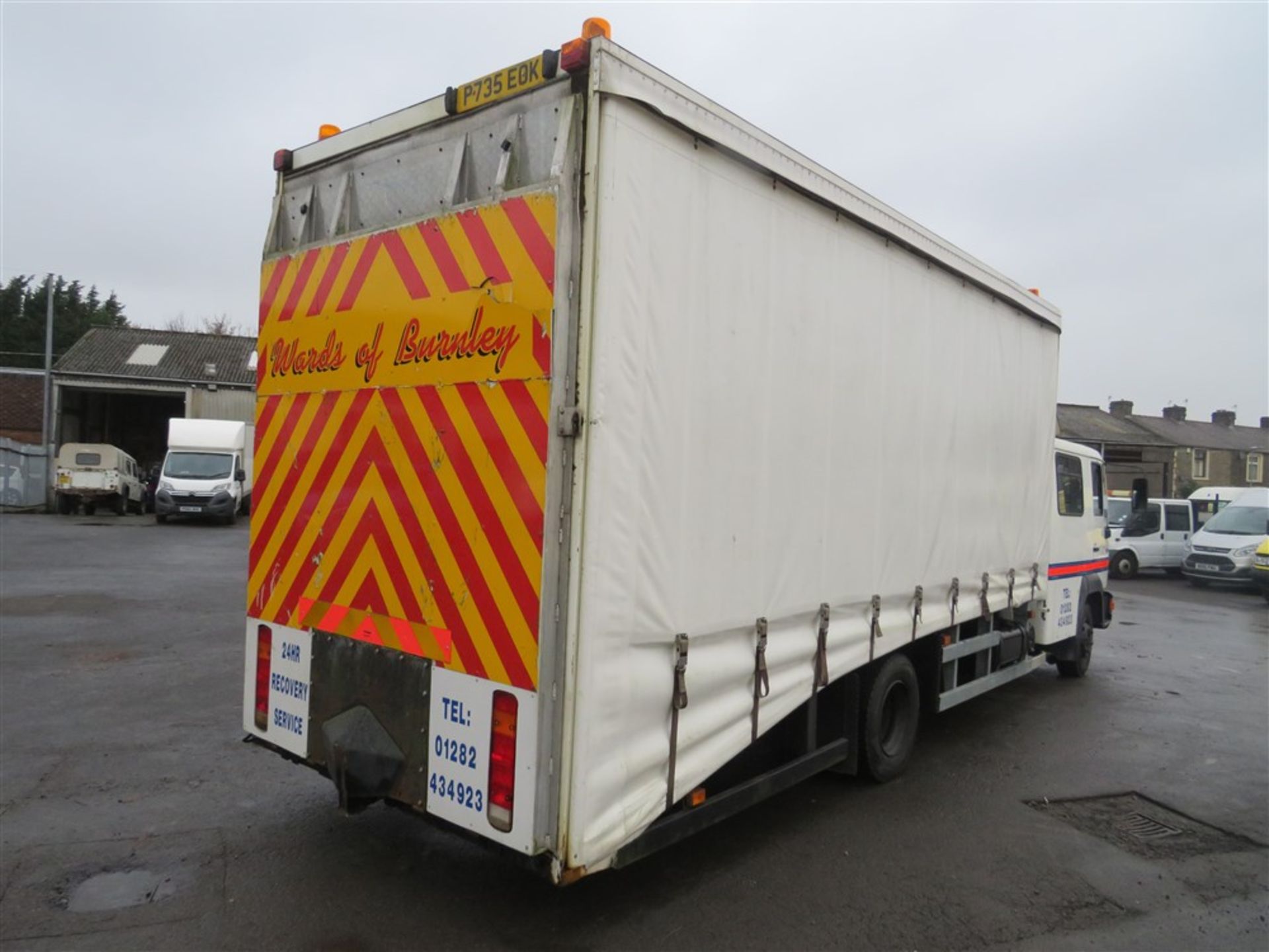 P reg MAN 10-153 CURTAIN SIDE RECOVERY VEHICLE (LOCATION BURNLEY) 1ST REG 08/96, TEST 10/21, - Image 4 of 8