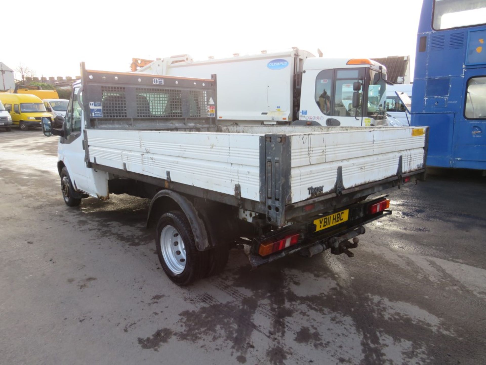 11 reg FORD TRANSIT 115 T330S LTD RWD TIPPER (DIRECT COUNCIL) 1ST REG 08/11, TEST 11/21, 113964M, V5 - Image 3 of 5