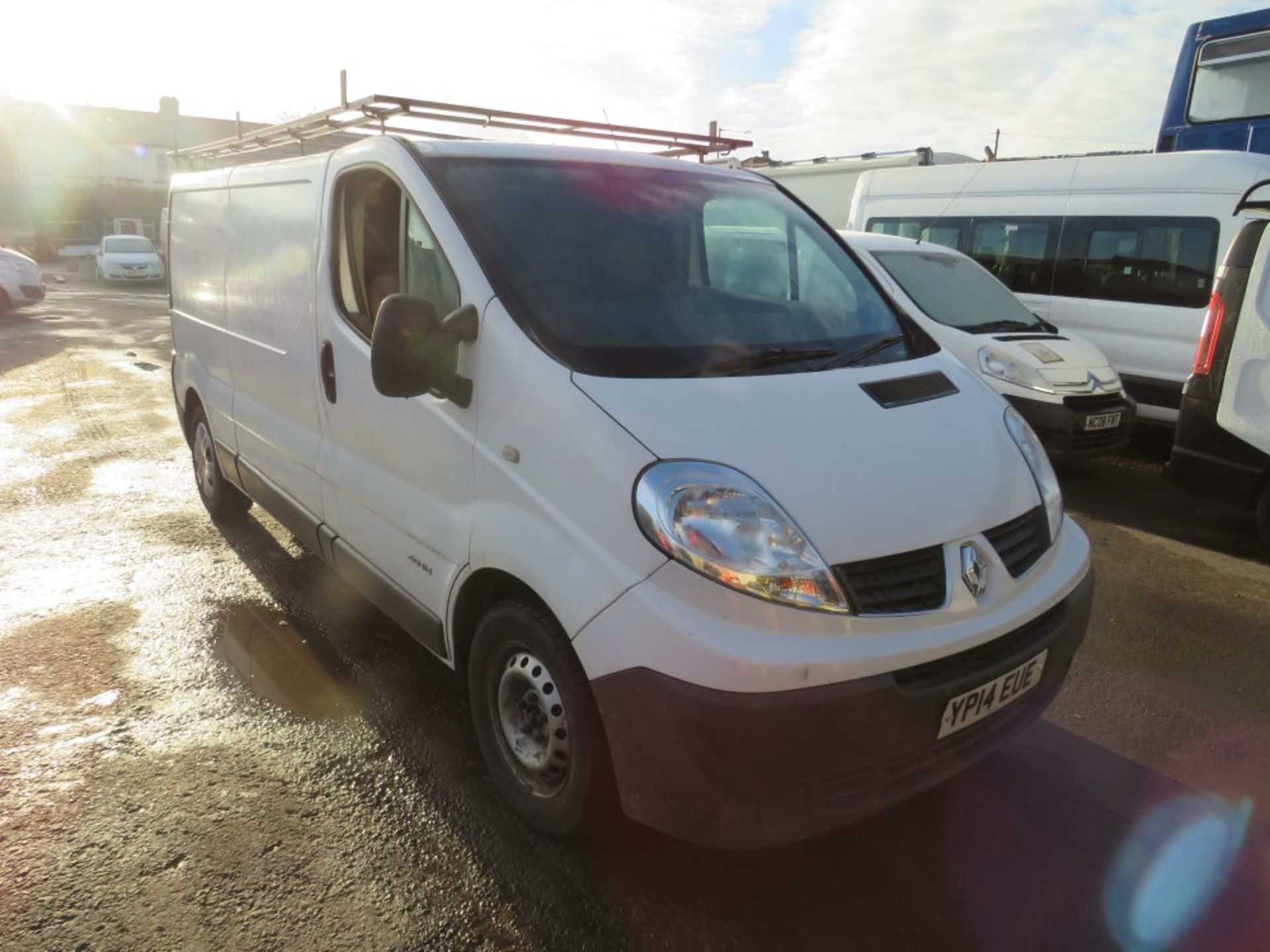 14 reg RENAULT TRAFIC LL29 EXTRA DCI, 1ST REG 04/14, TEST 10/21, 202739M, V5 HERE, 1 FORMER