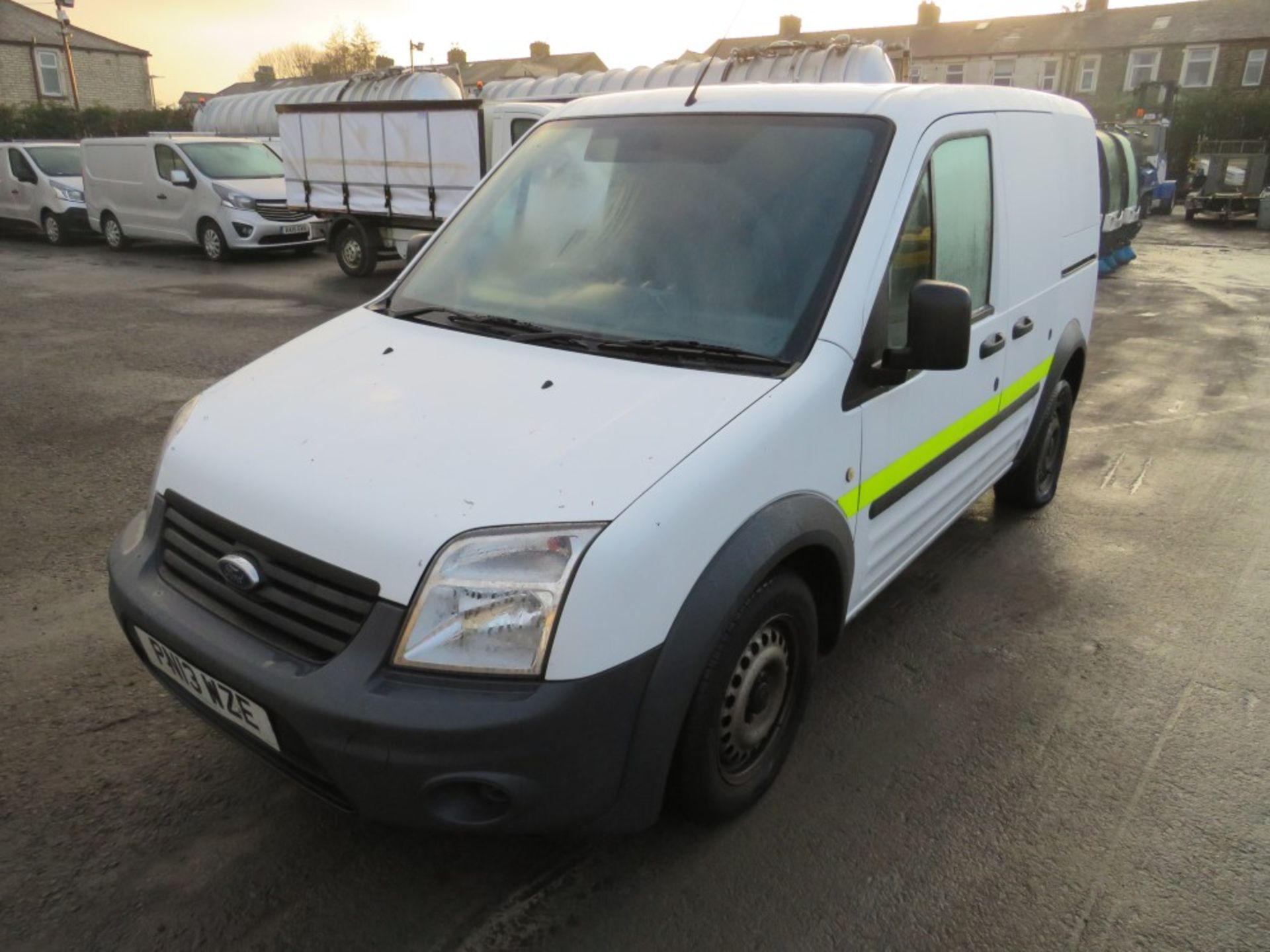 13 reg FORD TRANSIT CONNECT T200 (DIRECT COUNCIL) 1ST REG 03/13, TEST 01/21, 171245M, V5 - Image 2 of 6