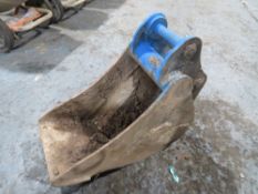 12" 3 TON DIGGER BUCKET [NO VAT]