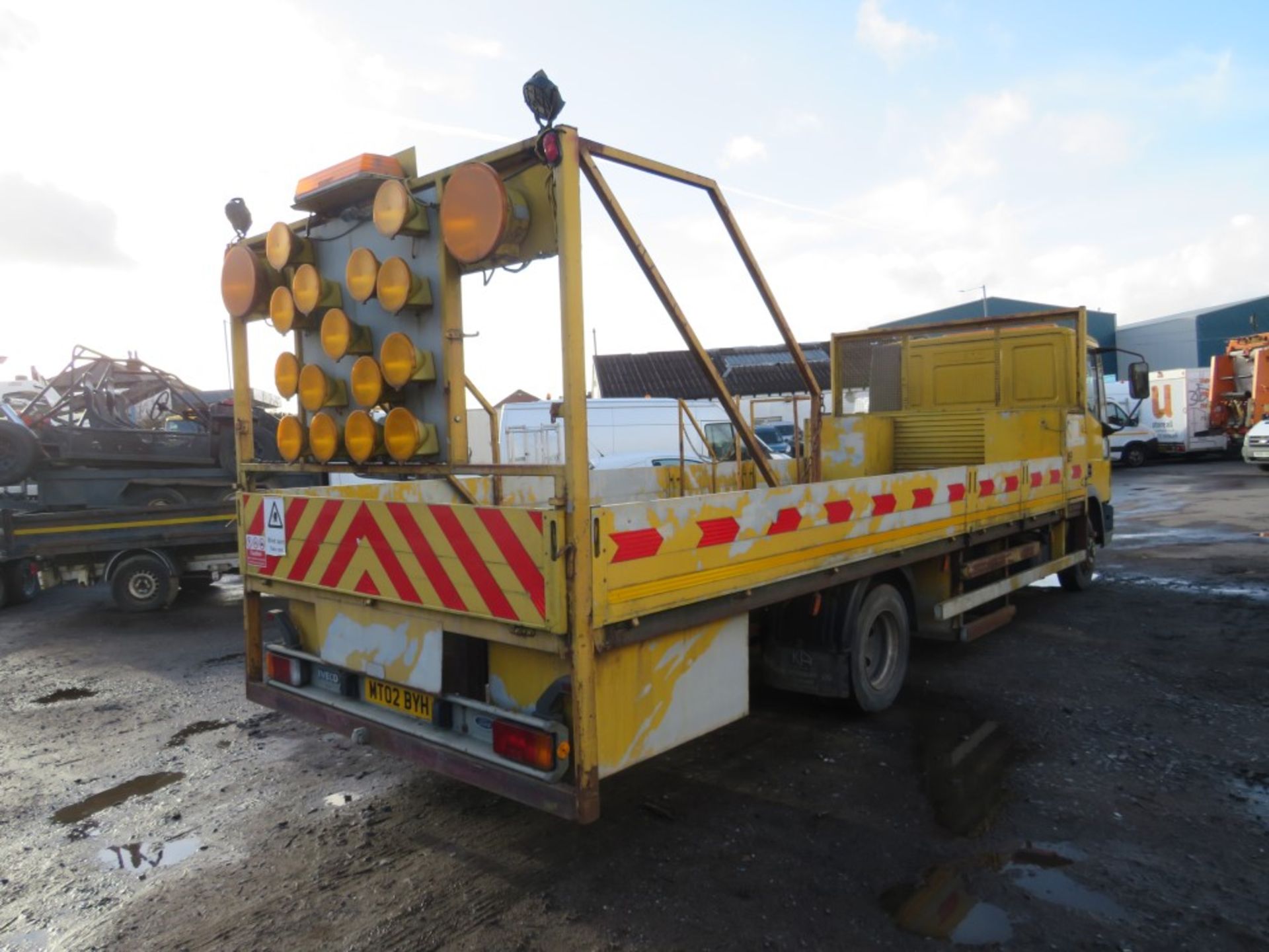 02 reg IVECO CARGO 75E17 DROPSIDE, 1ST REG 07/02, 42753KM NOT WARRANTED, V5 HERE, 1 FORMER KEEPER [+ - Image 4 of 5