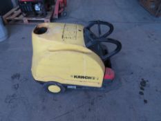 KARCHER HDS 551 STEAM CLEANER [NO VAT]