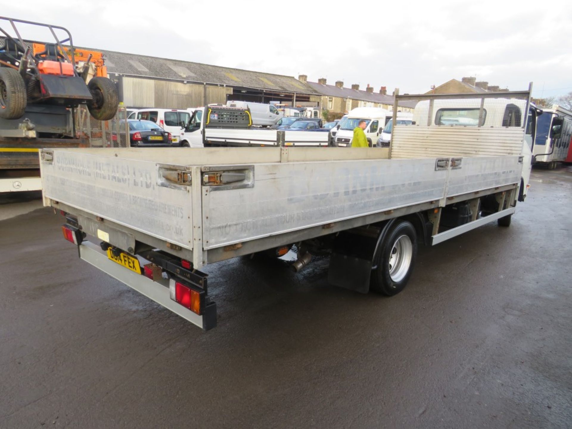 14 reg ISUZU FORWARD N75.190 DROPSIDE, 1ST REG 03/14, 358428KM WARRANTED, V5 HERE, 1 OWNER FROM - Image 4 of 5