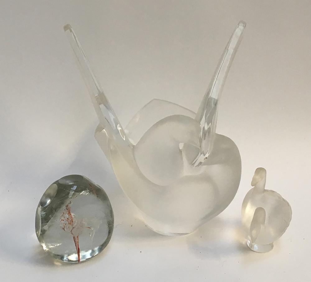 A Lalique glass 'Sylvie' vase, late 20th century, modelled as a pair of intertwined doves, signed